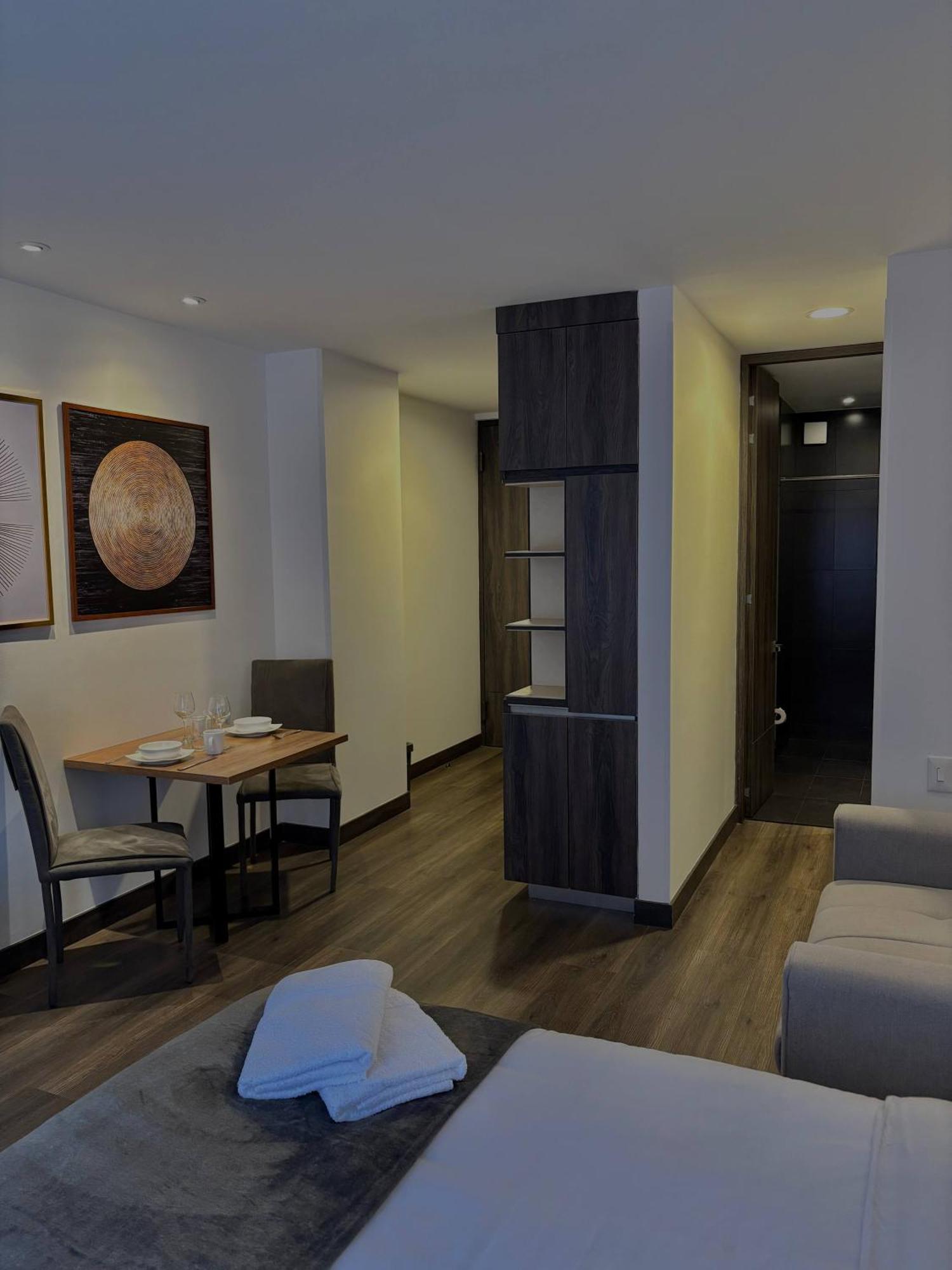Apartment Loft Minimalista De Lujo Con Balcon En Zona Prime Bog - Morph