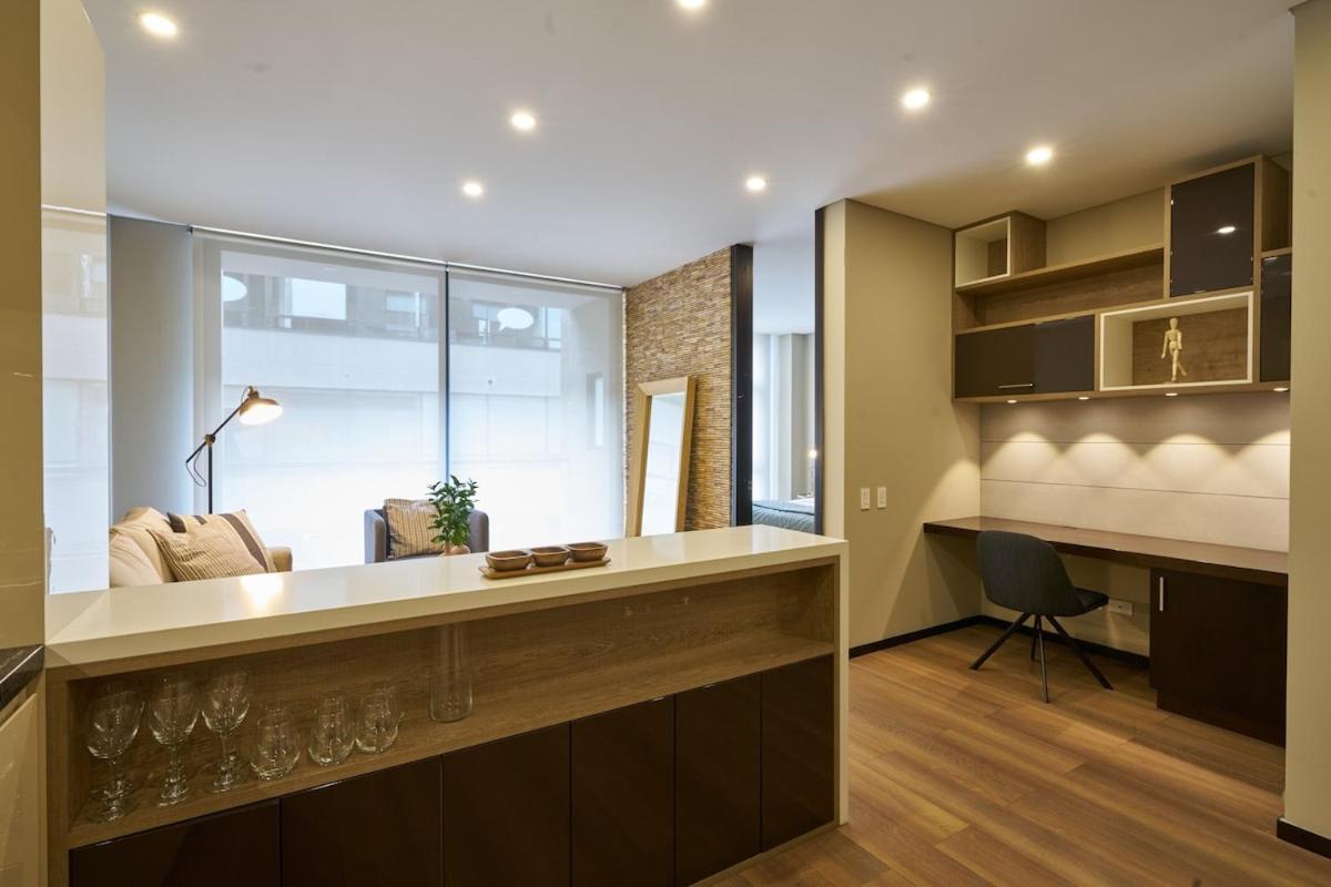 Luxury And Comfort Steps From 93 Park Bogota