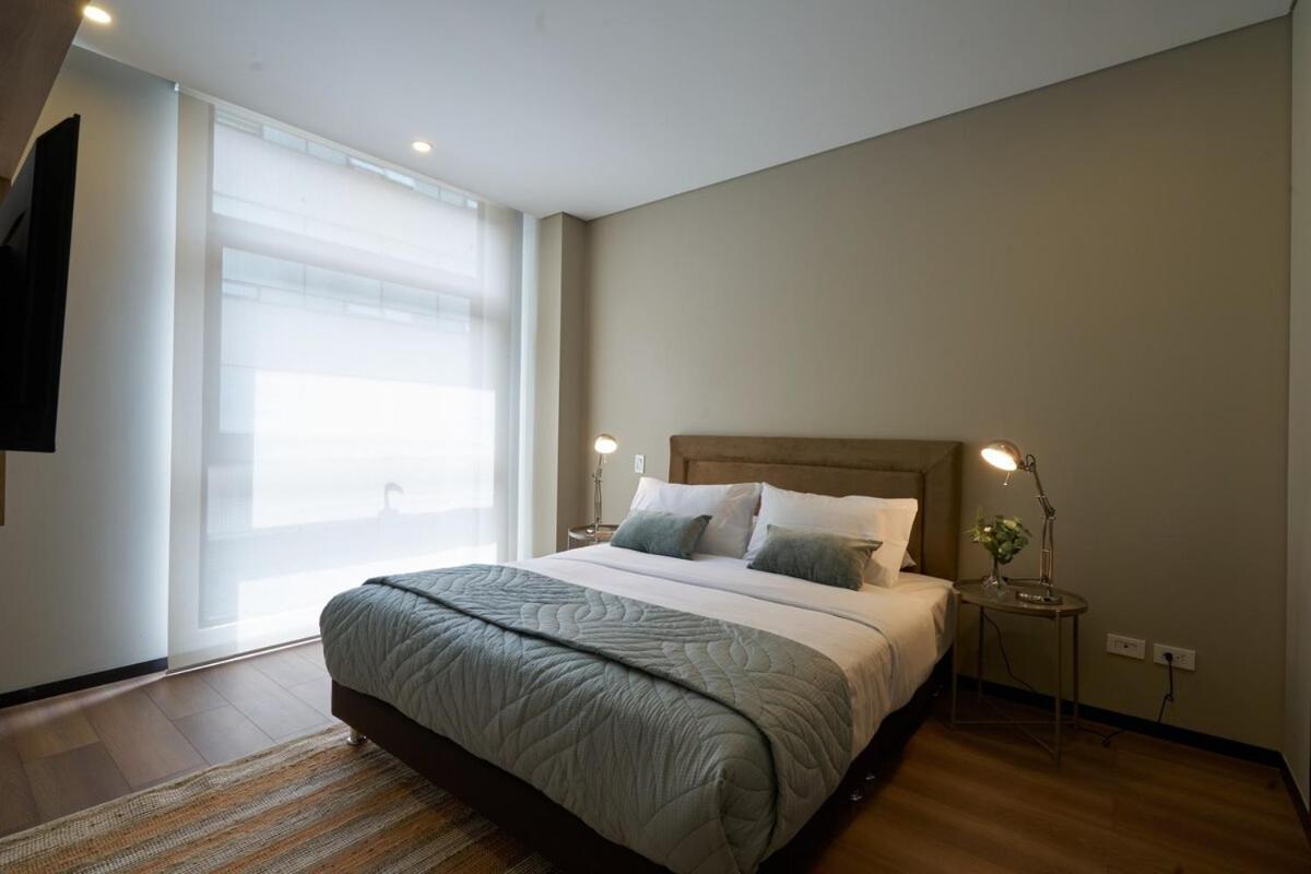 Luxury And Comfort Steps From 93 Park Apartment *