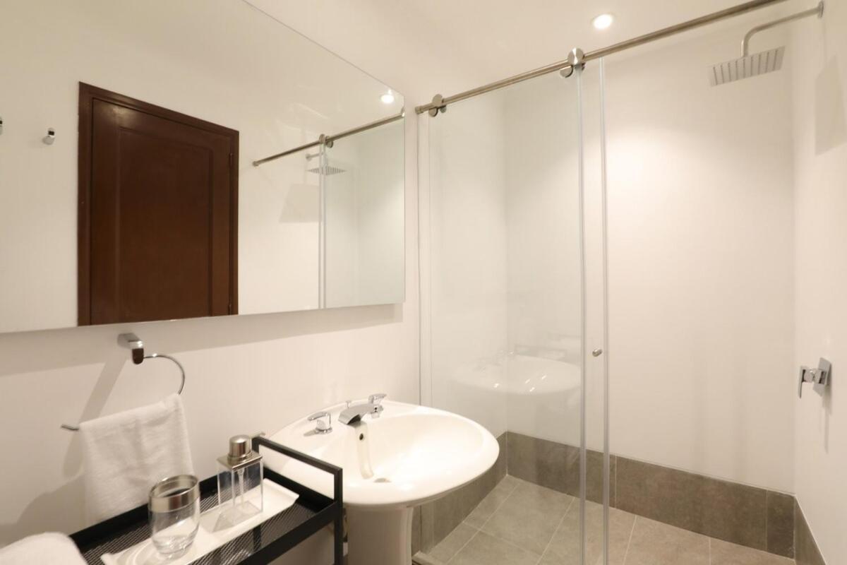 Cosmopolitan Comfort Loft In Zona G 401 Apartment Bogota
