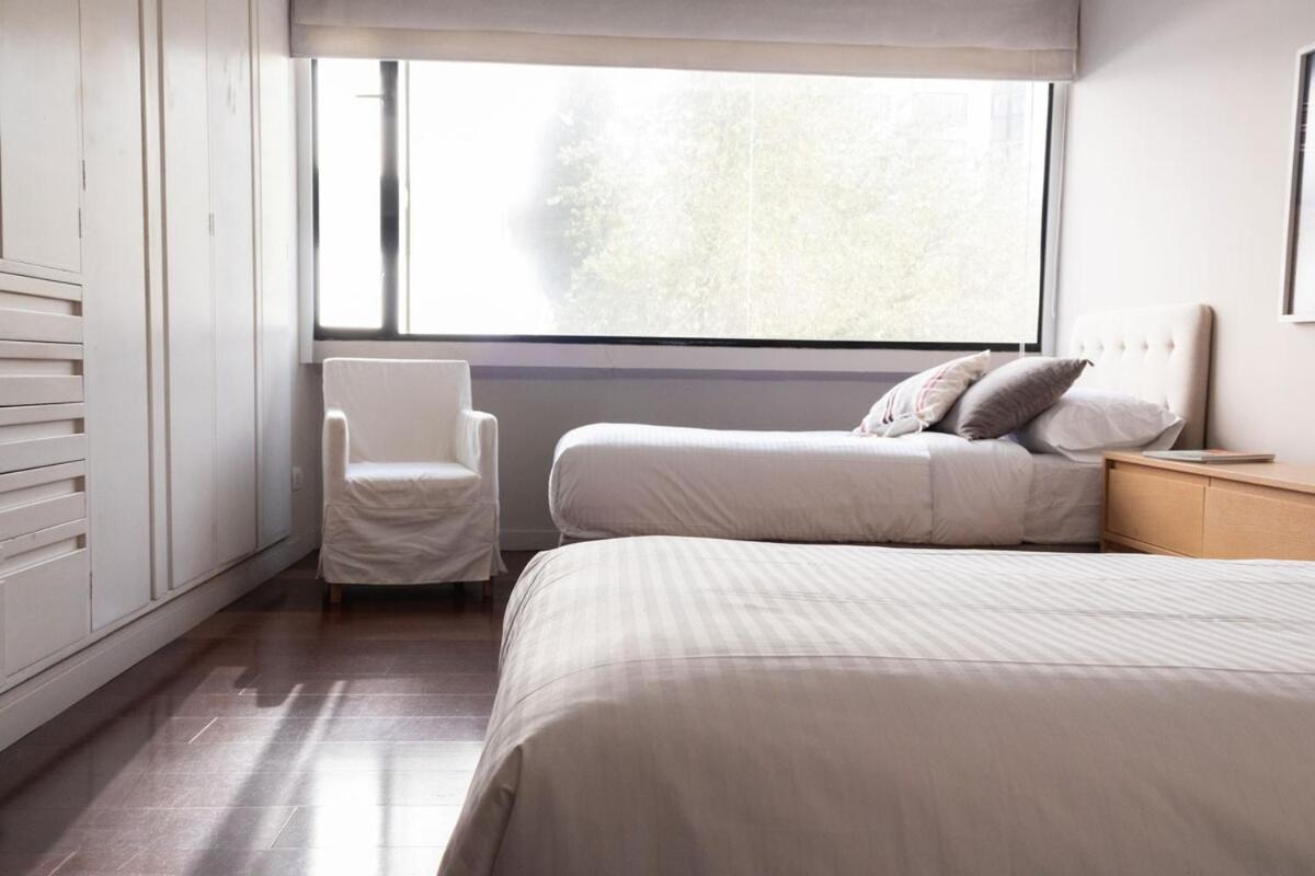 Apartment Luxury Living In Nogal 3 Bedrooms & Terrace Bogota