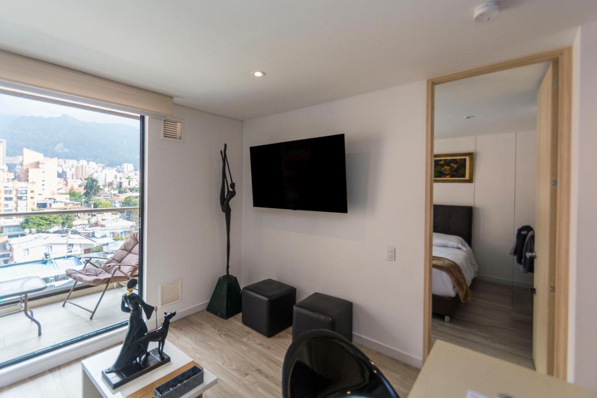1br 500 Mb Spacious View Pool Sauna Jacuzzi Games Apartment