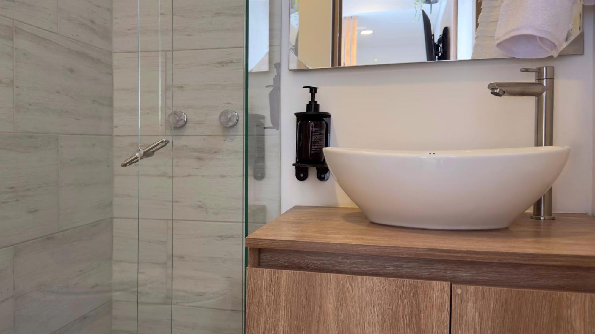 Nuevetres By Wynwood House Apartment *