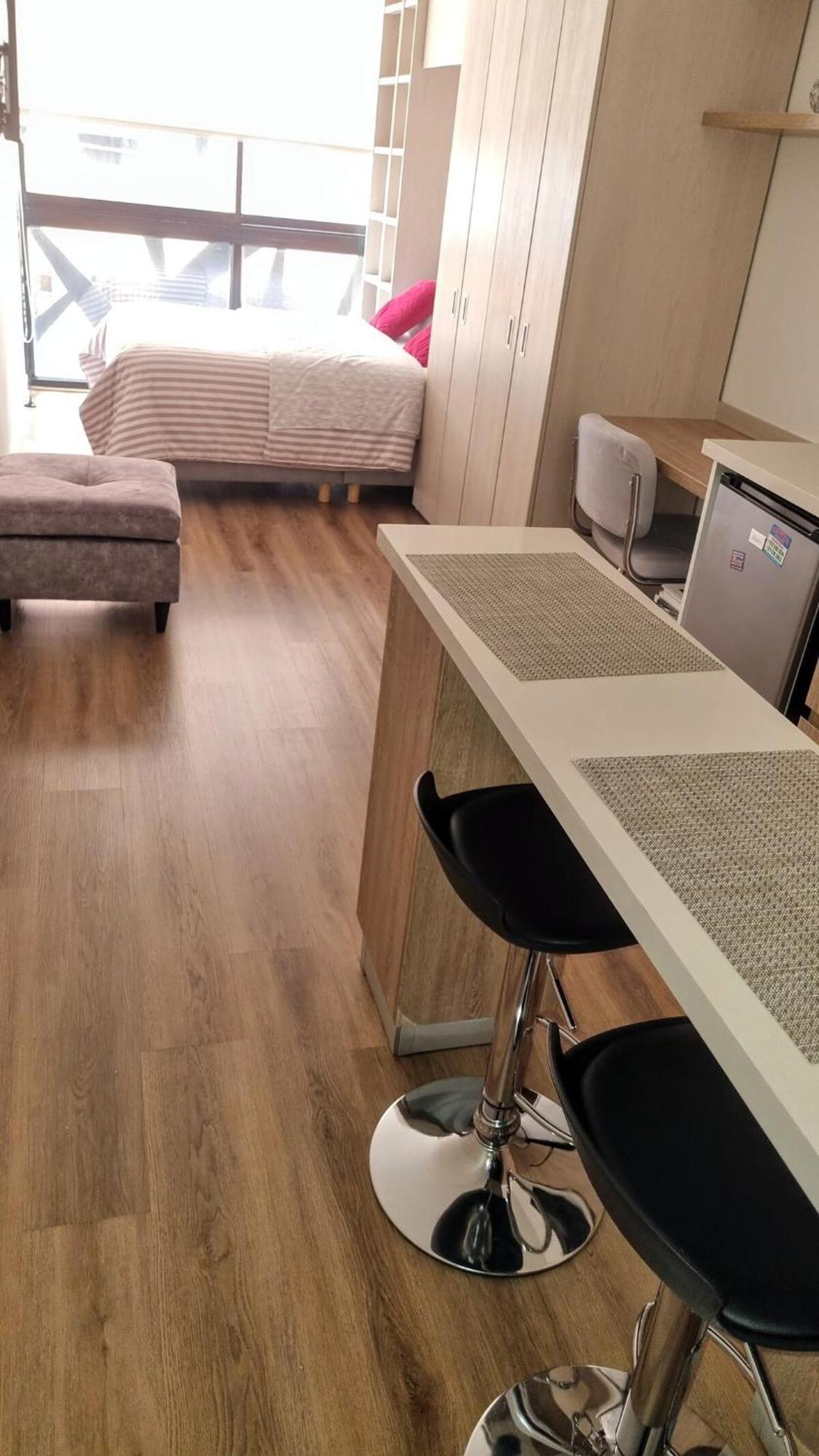 Confortable Apartasuite Cerca Al Parque Alcala Apartment *