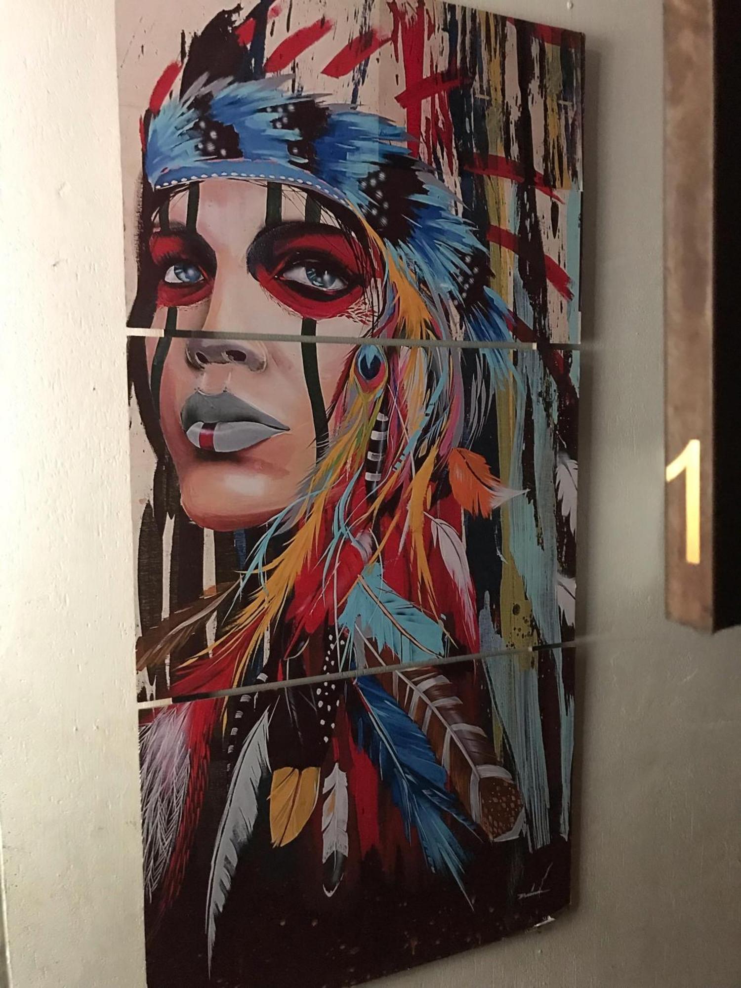 Hostal El Portelli - Solo Extranjeros *