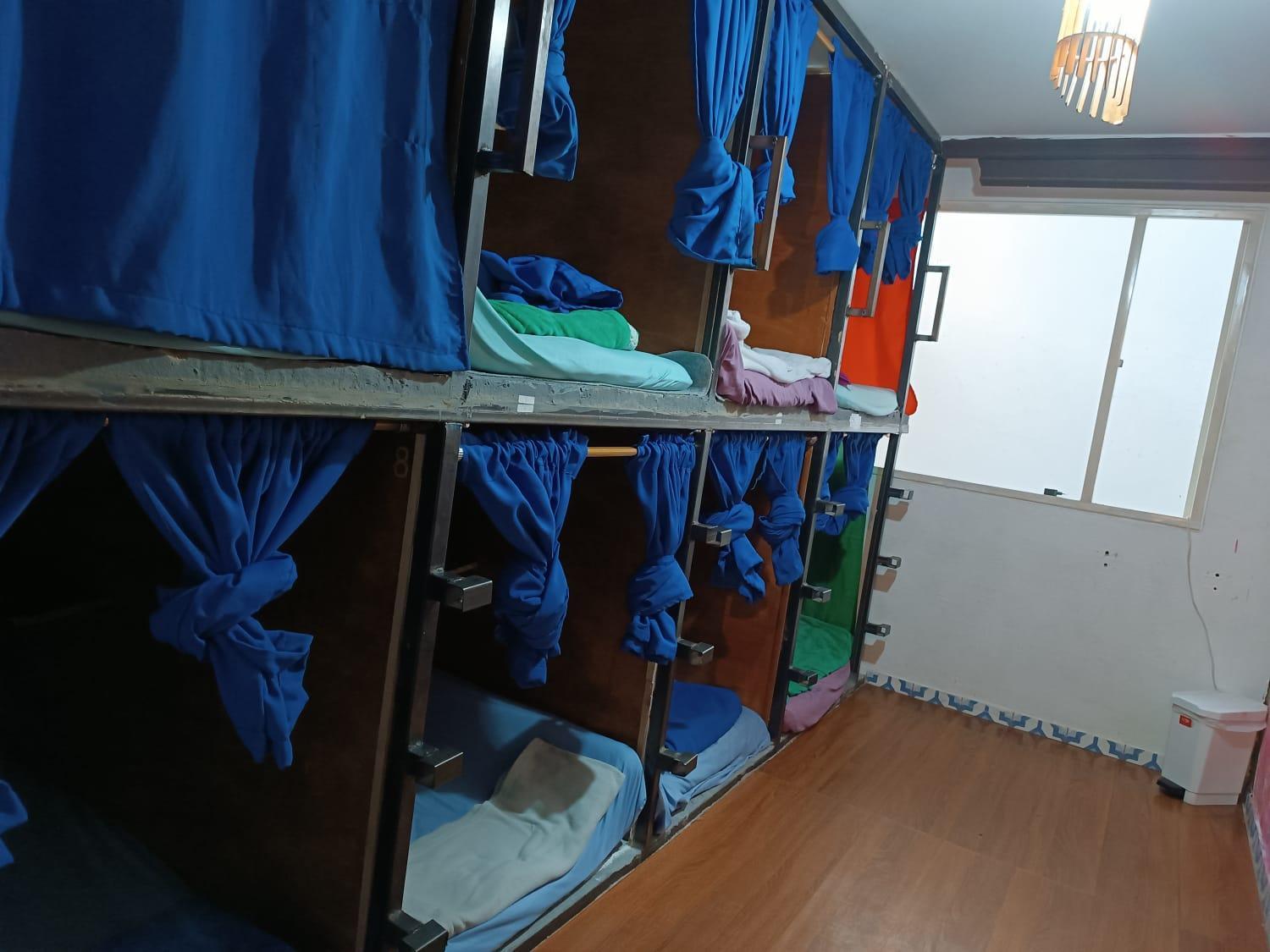 Hostel El Portelli - Solo Extranjeros *
