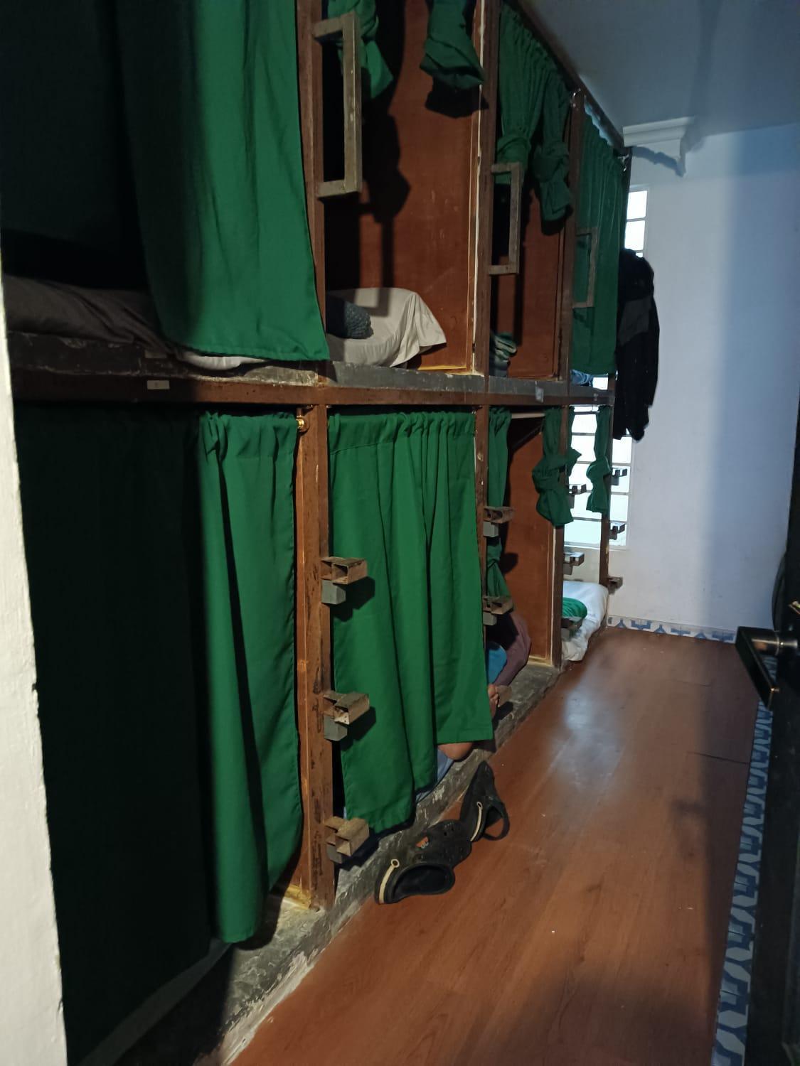 El Portelli - Solo Extranjeros Hostel *