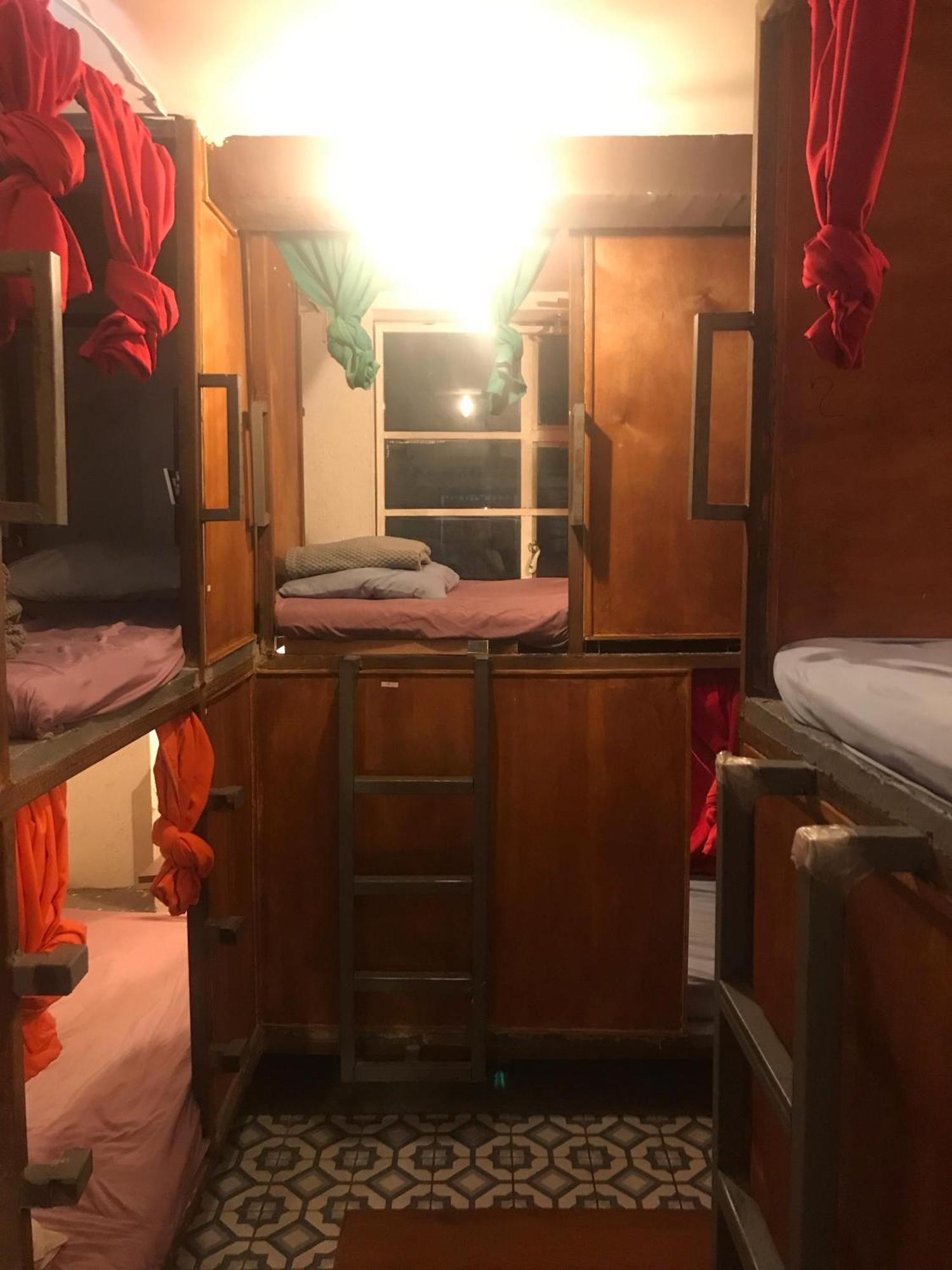 Hostel El Portelli - Solo Extranjeros Bogota