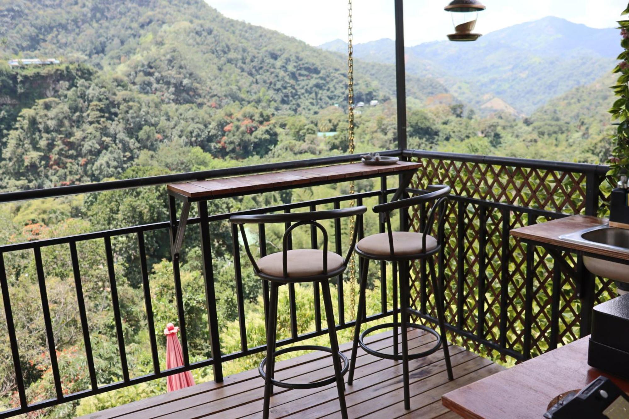 Amari Garzas * Bogota