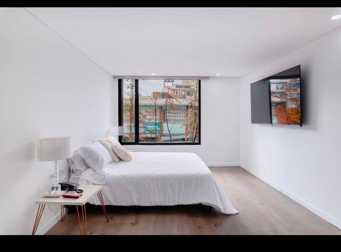 Apartment Super *