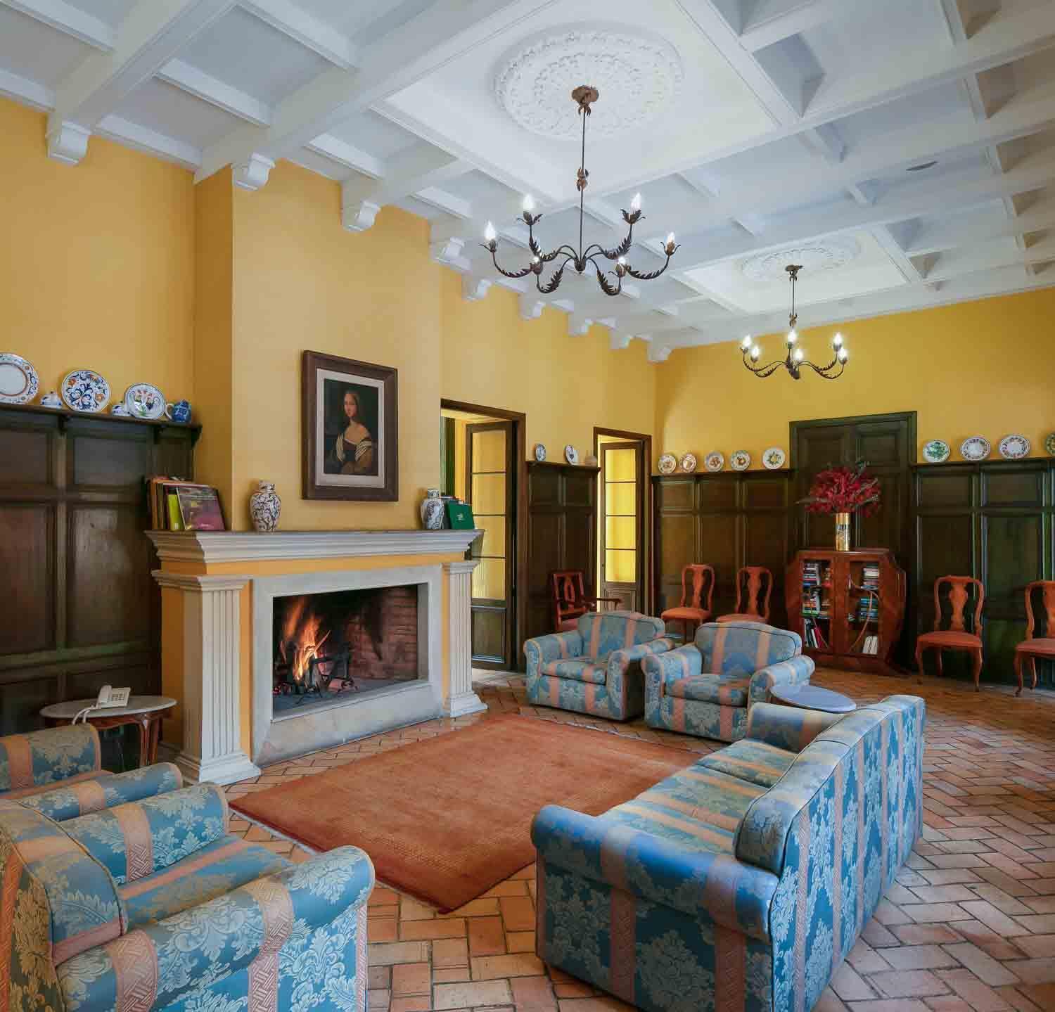 De La Opera Hotel