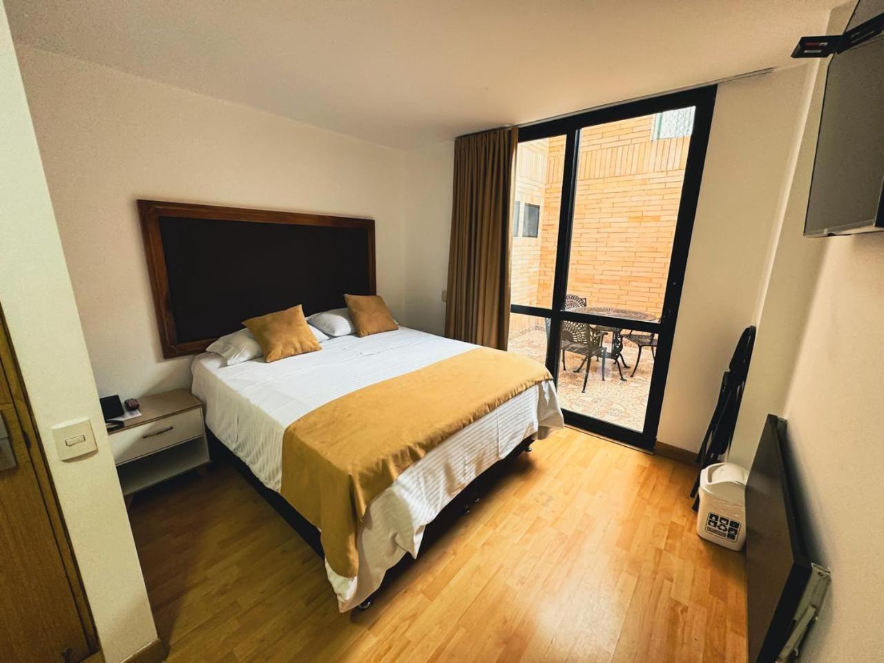 Hotel Dorado Ferial Bogotá