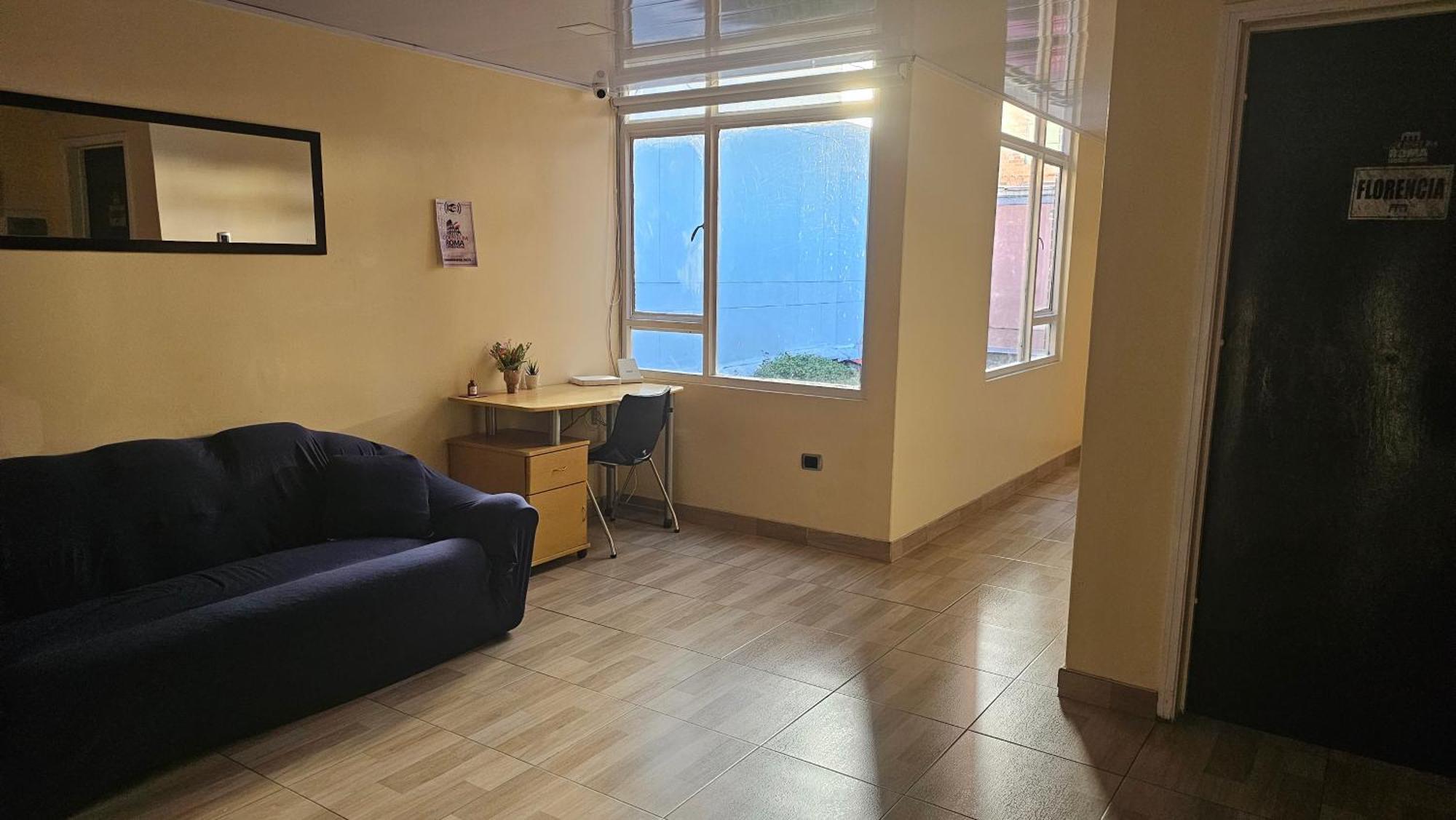 Colisseum Roma House- Campin Simon Bolivar Movistar Embajada Compensar * Bogota