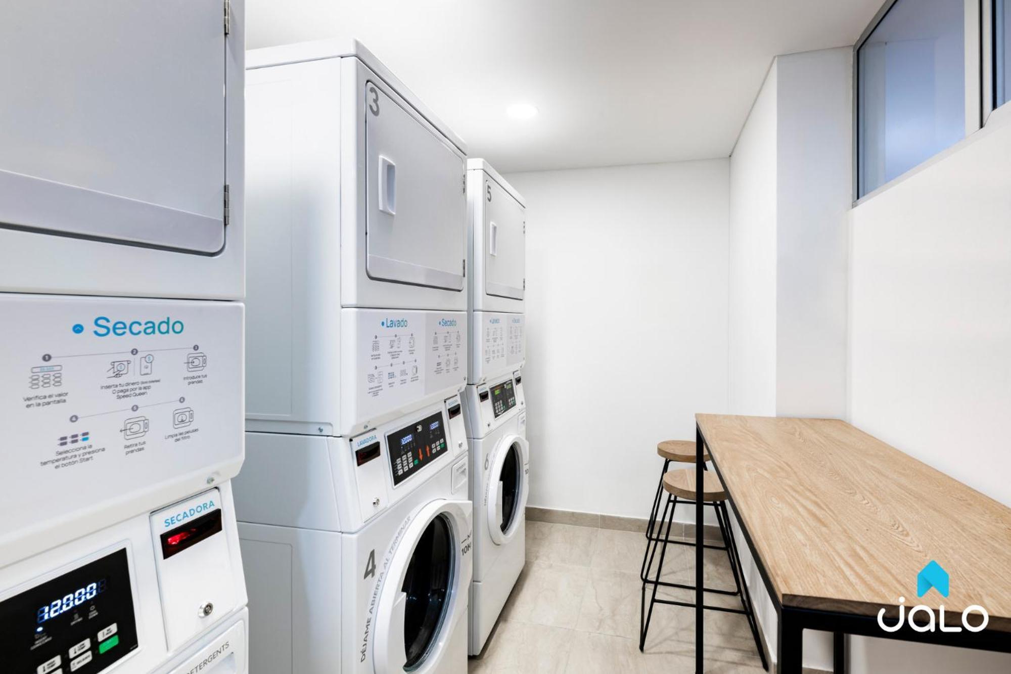Apartment Modern Loft In 85 St *