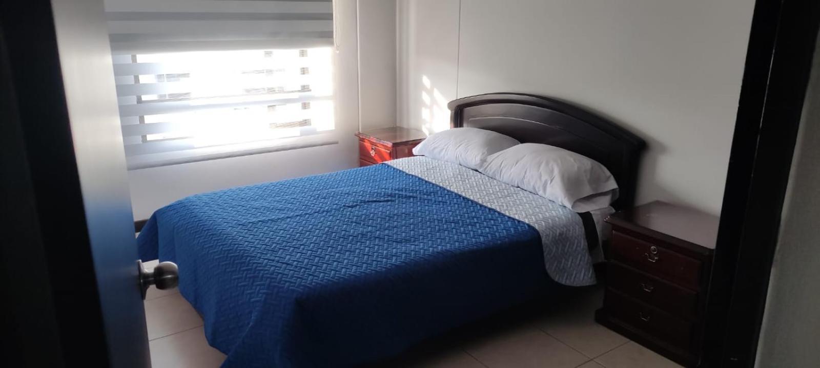 Cerca Al Aeropuerto Homestay *