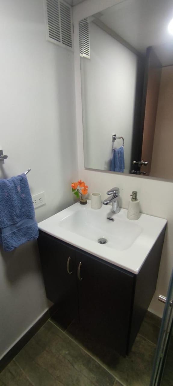 Homestay Cerca Al Aeropuerto Bogota