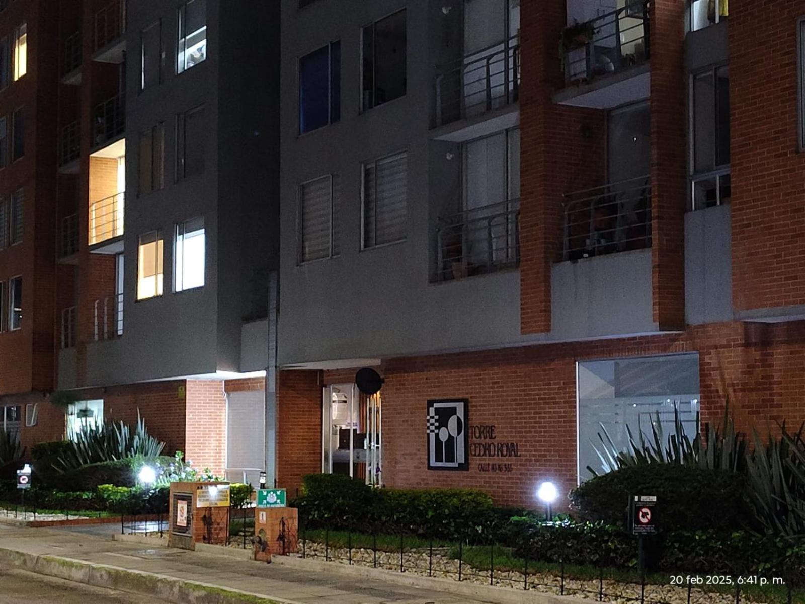 Cedritos 3 Apartment