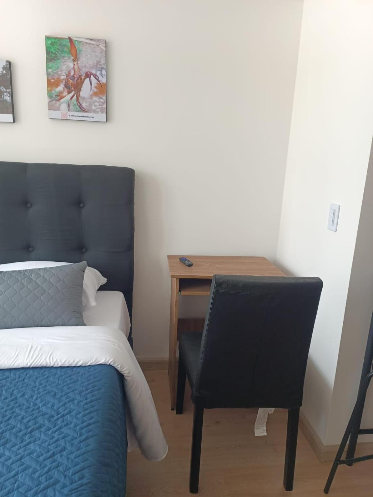 Loft Quiet Near The Airport * Bogota