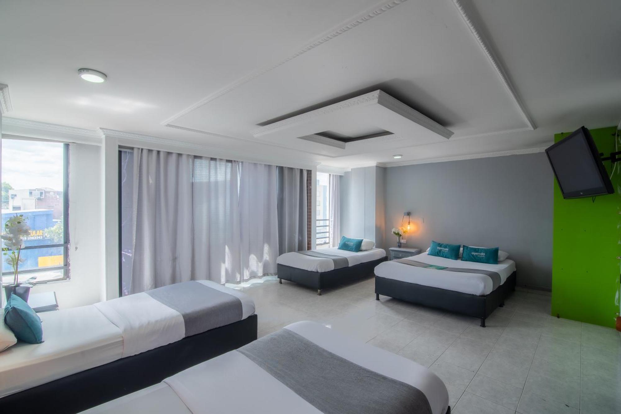 Hotel Elegant Suite Hotel 2*