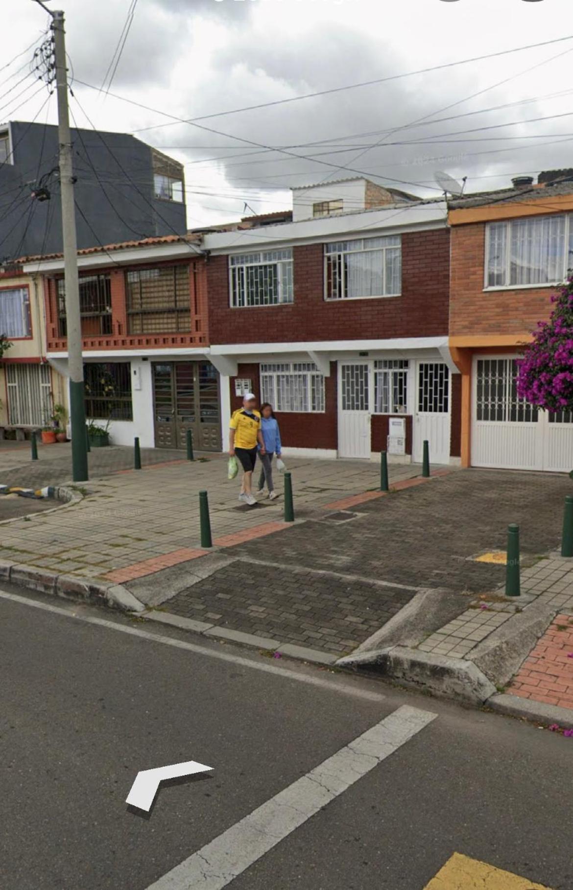 Casa Amplia Cerca Del Cc Titan Plaza Bogota