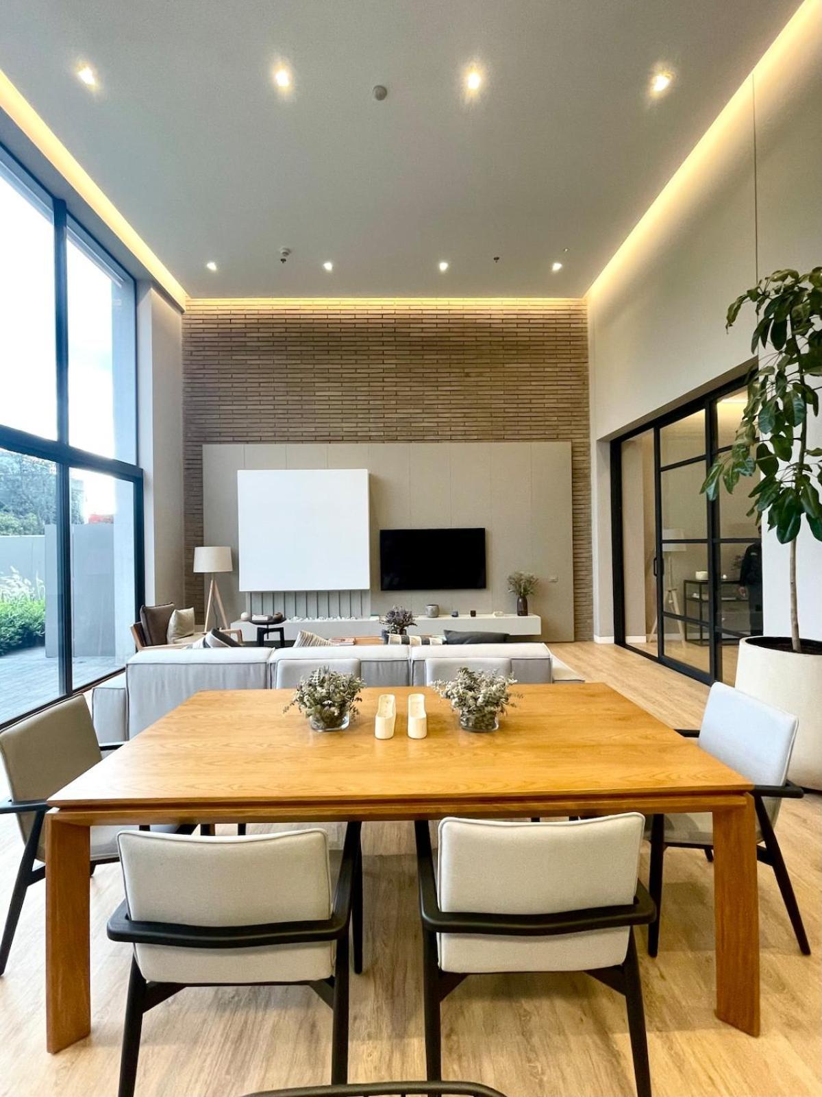 Apartment Modern With Terrace In Event Sector *