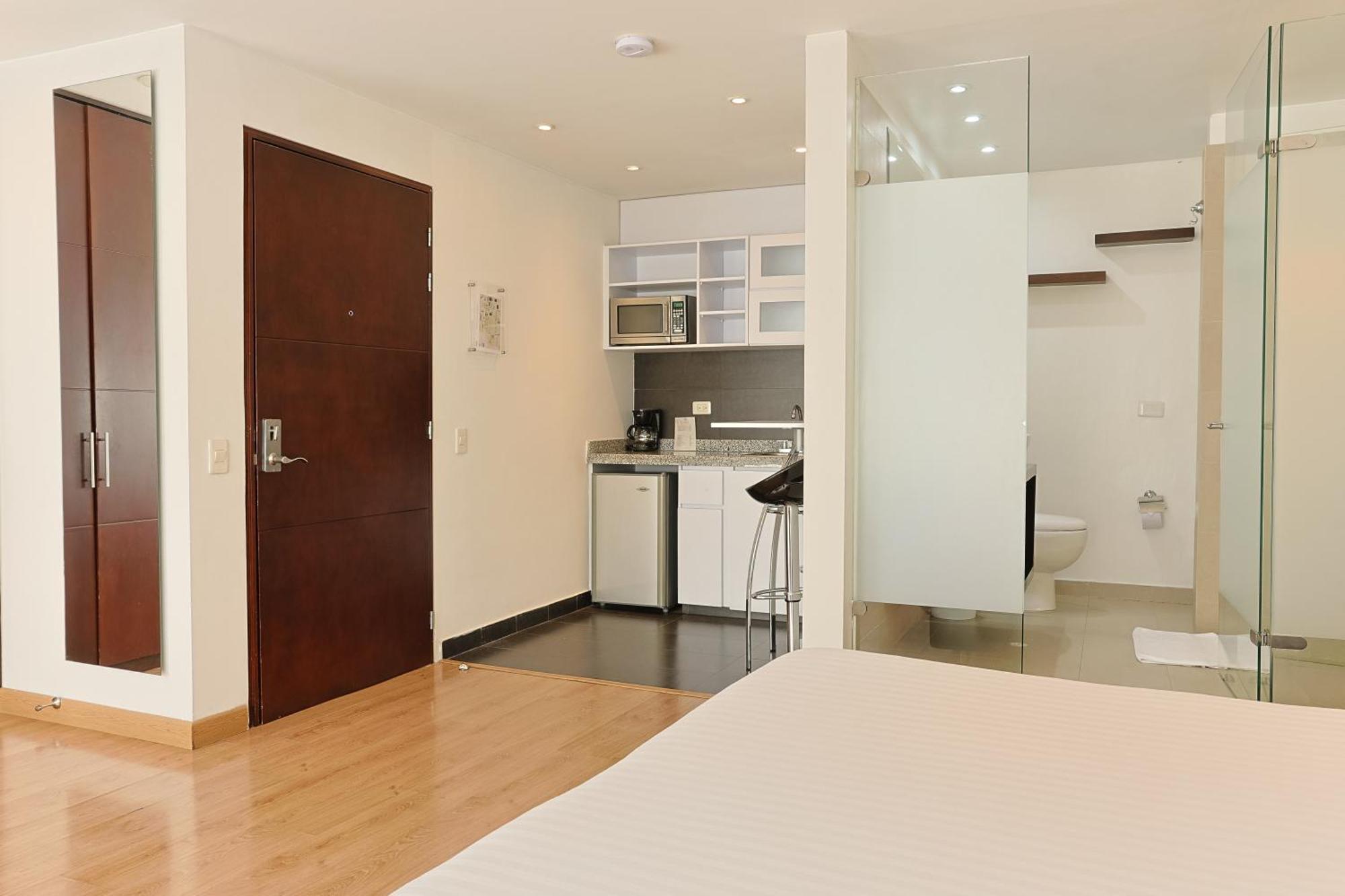 Hill House Usaquen 4*