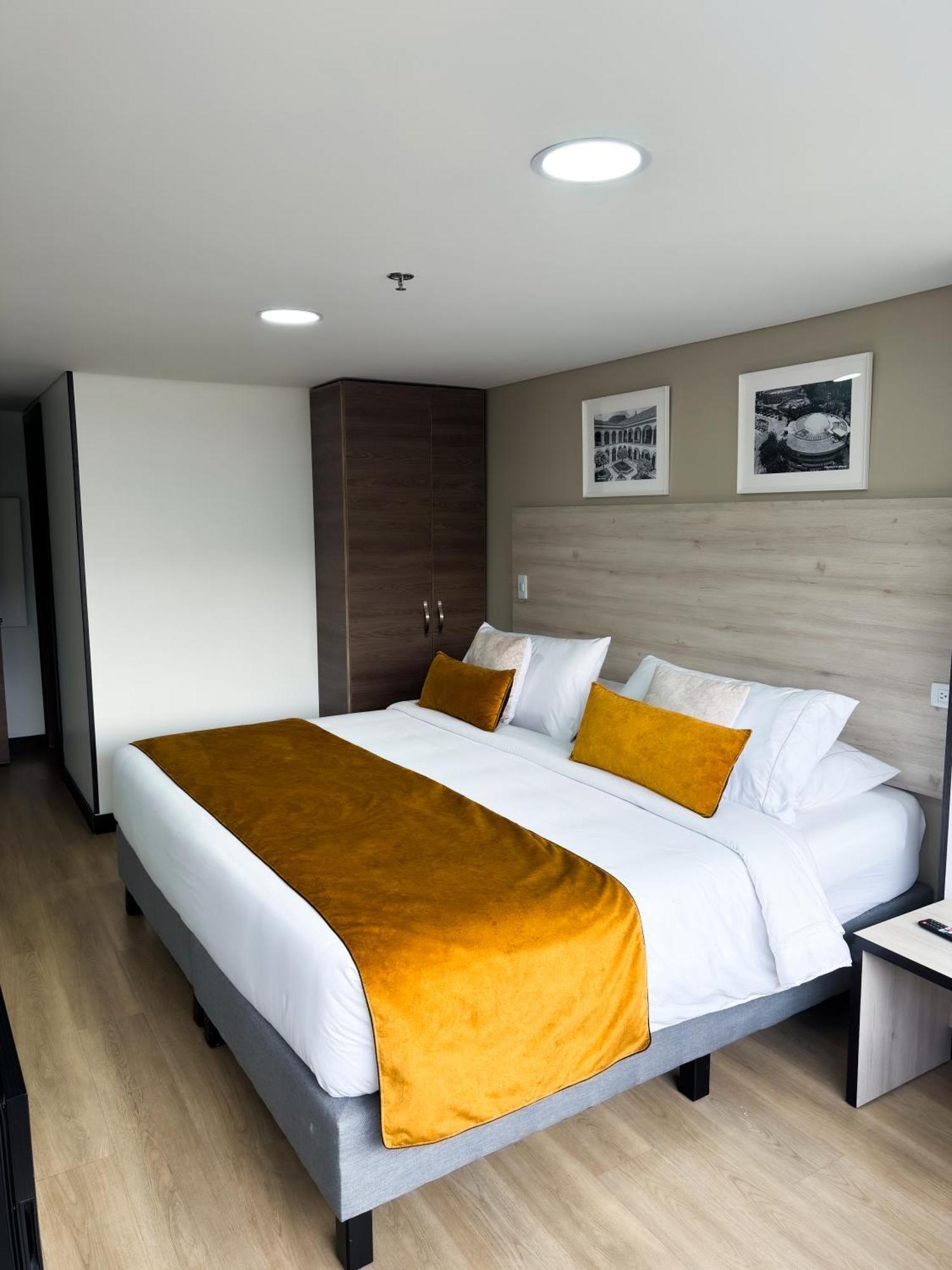 Hotel Wlh Gold Bogota