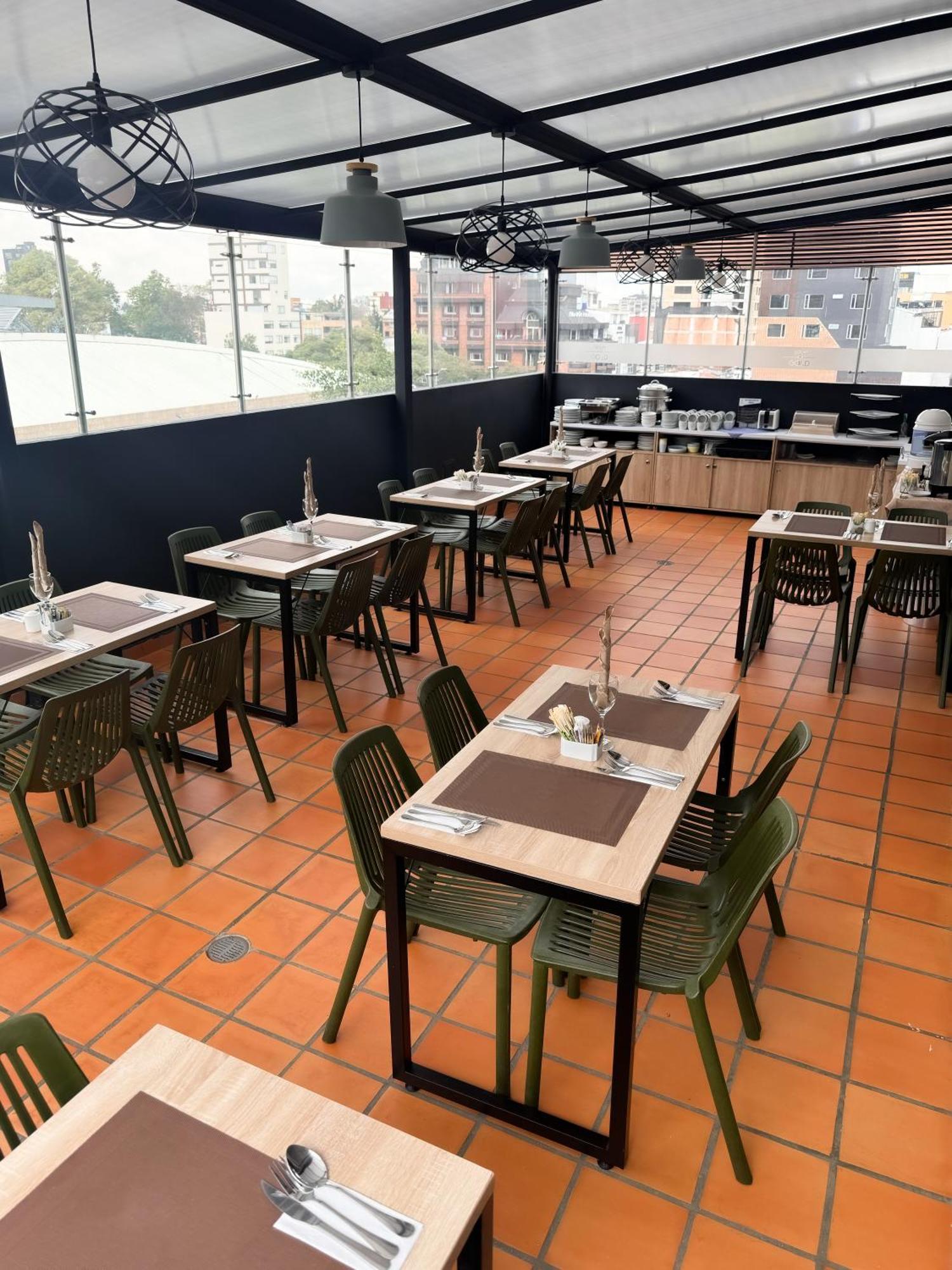 Wlh Gold Hotel Bogota