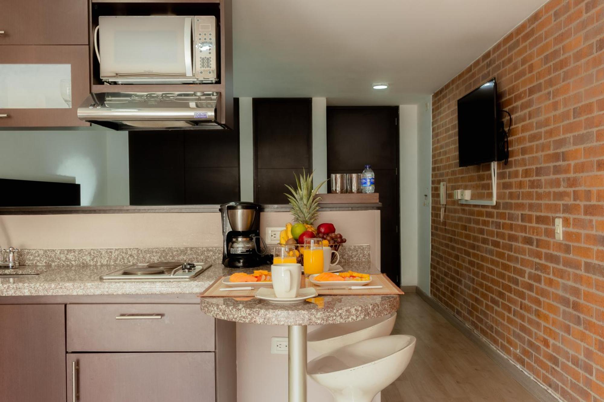 Hotel Hemma Chapinero Premium 4*