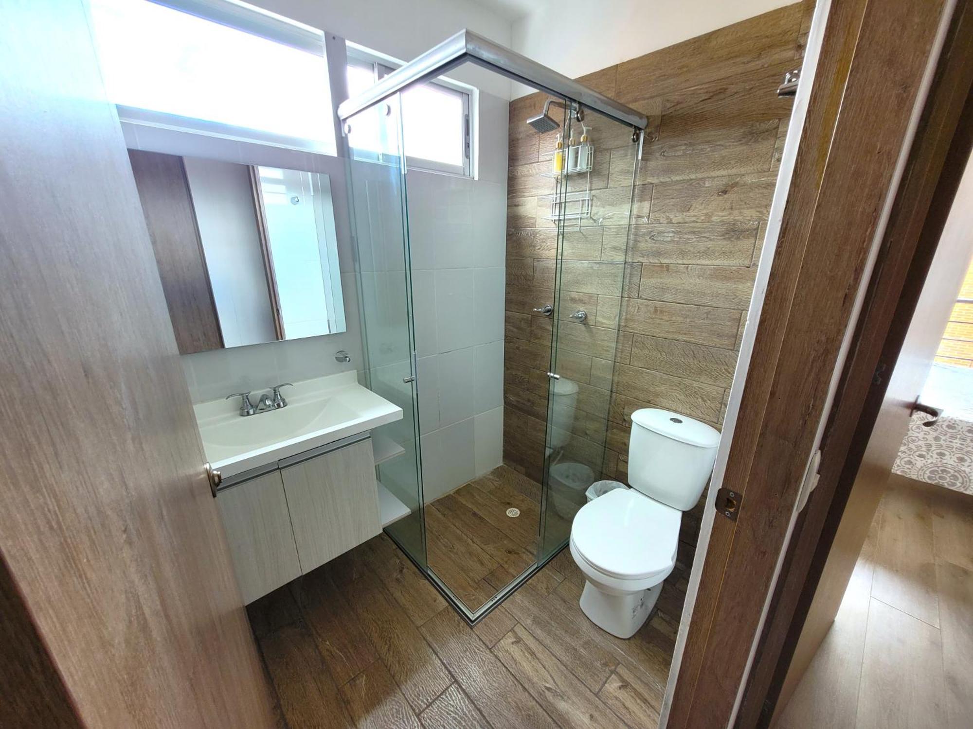 Elegant And Brand-new For Up To 3 People