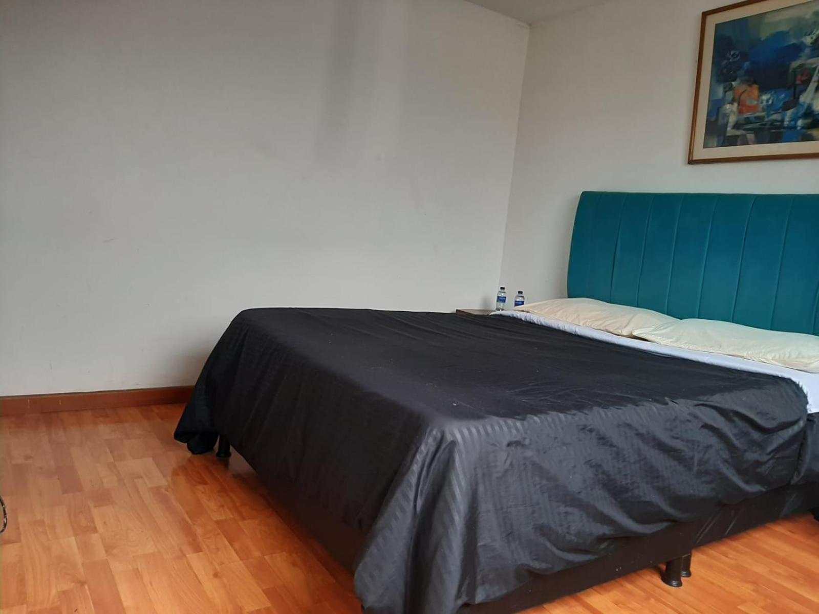 Sector De Corferias , Y , A 10 Cuadras Embajada Americana , Cerca Al , G 12 , Universidad Nacional , Aeropuerto A 2 Cuadras Estacion Ciudad Universitaria Marque-tresdiecisietecincoveintisieteveintiseistreintayuno Hotel Bogota
