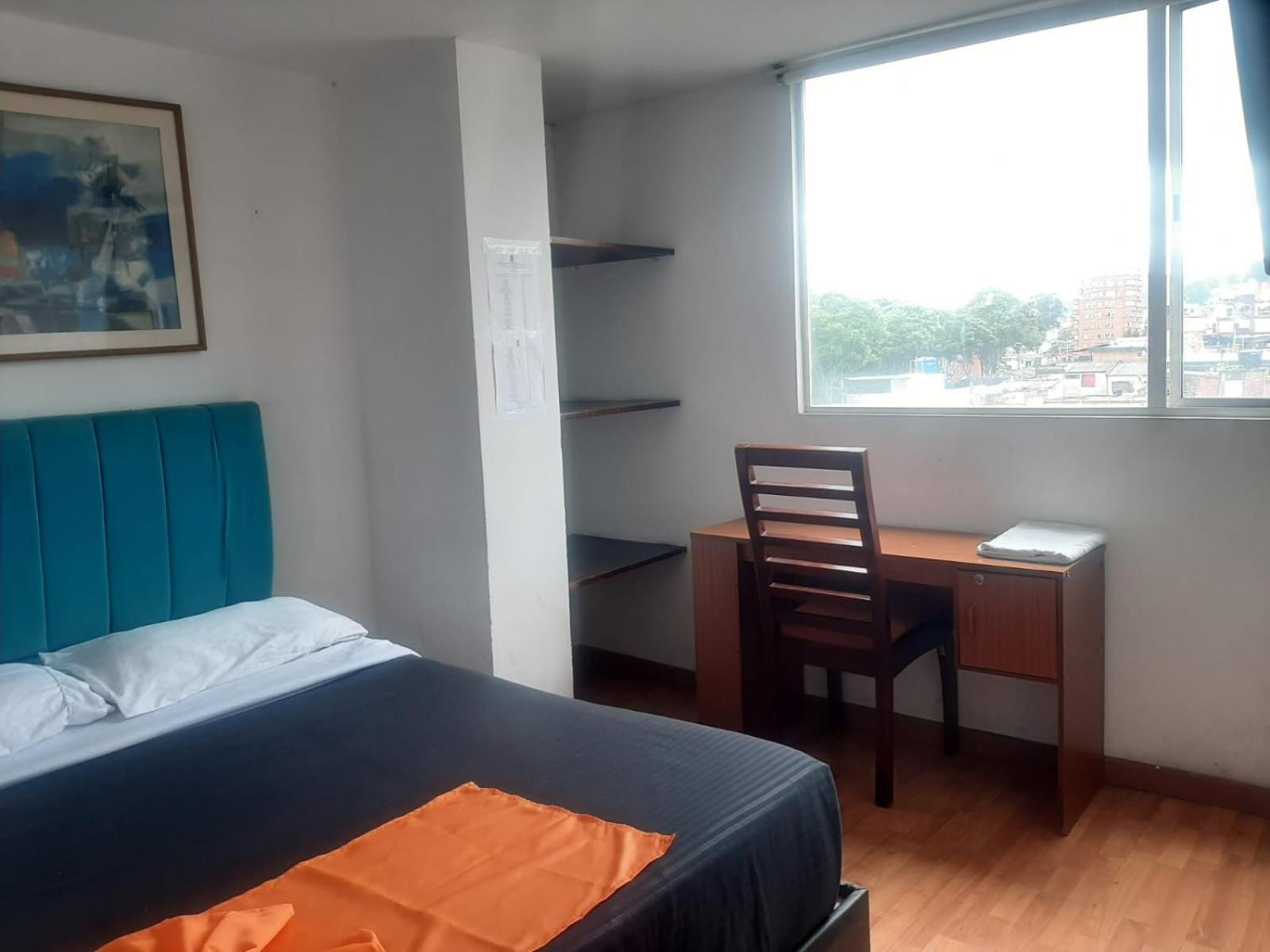 Hotel Sector De Corferias , Y , A 10 Cuadras Embajada Americana , Cerca Al , G 12 , Universidad Nacional , Aeropuerto A 2 Cuadras Estacion Ciudad Universitaria Marque-tresdiecisietecincoveintisieteveintiseistreintayuno Bogota