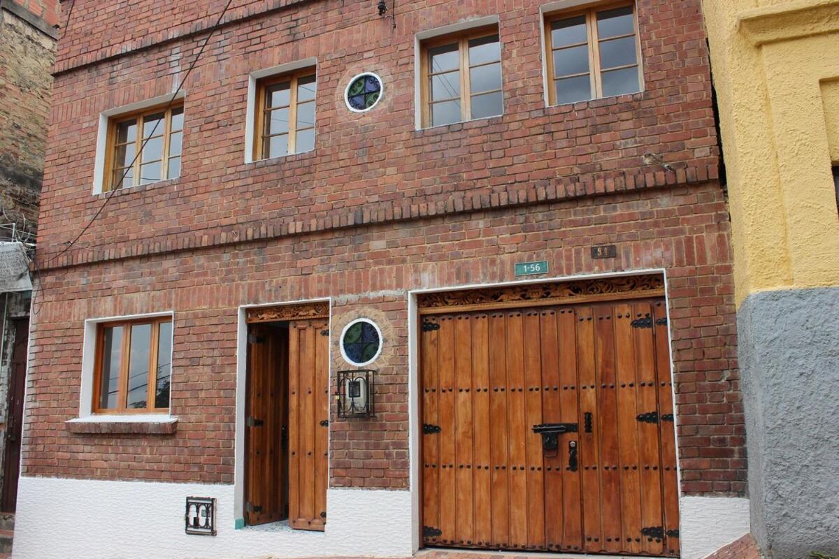 Casa De 3 Hab Con Enorme Terraza Privada En La Candelaria * Bogota