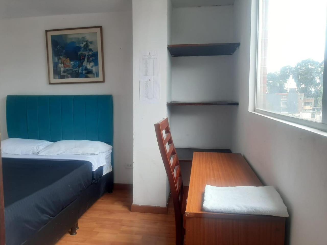Cerca Al Aeropuerto , Corferias , Embajada Americana , Teusaquillo 3* Bogota