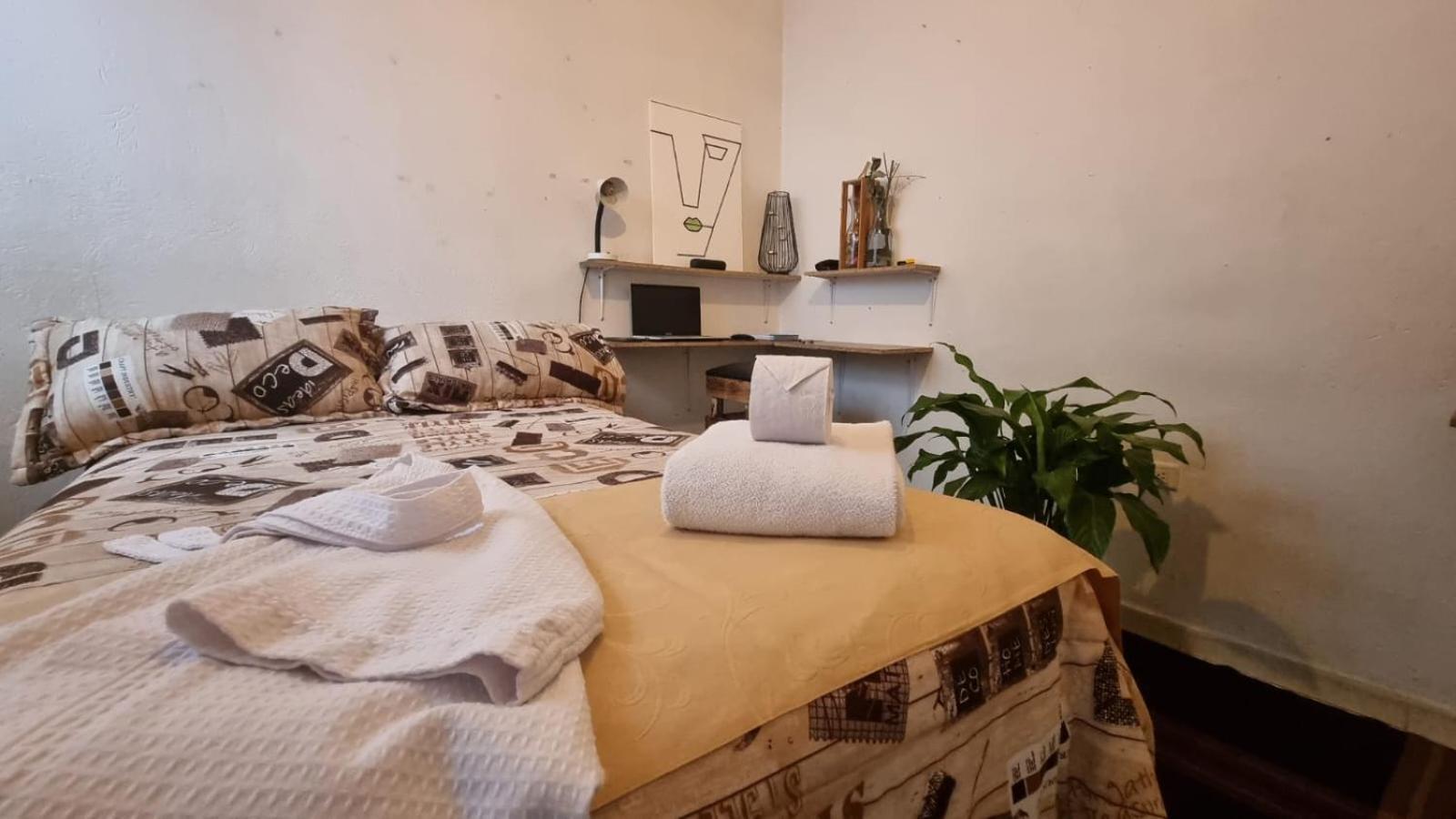 Universitario H-d Country house Bogota