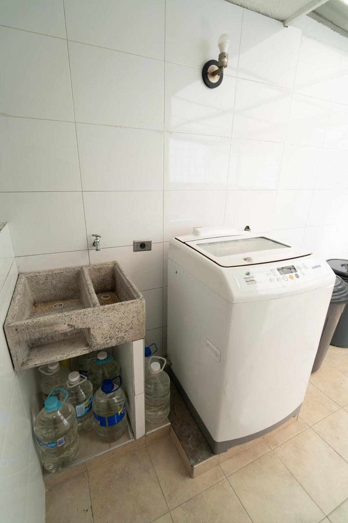 Casa Grupos 5 Minutes Airport Holiday home *
