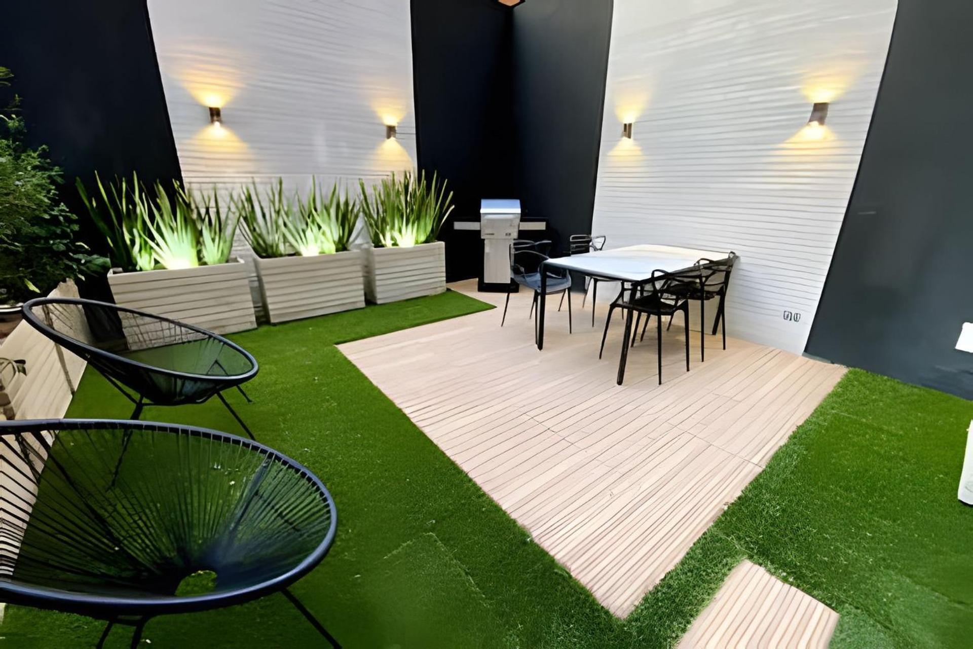 Frag Apartment