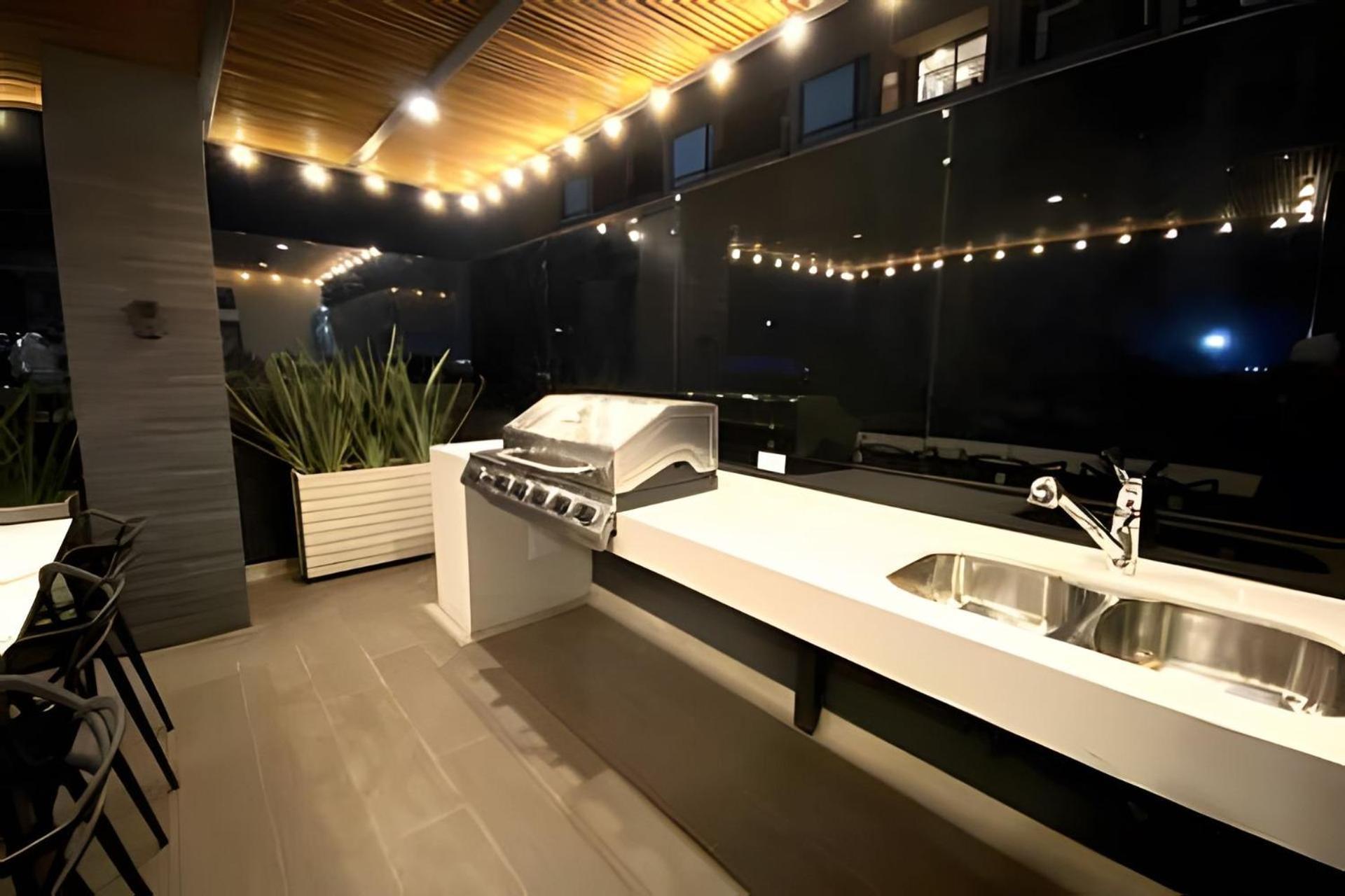 Frag Apartment