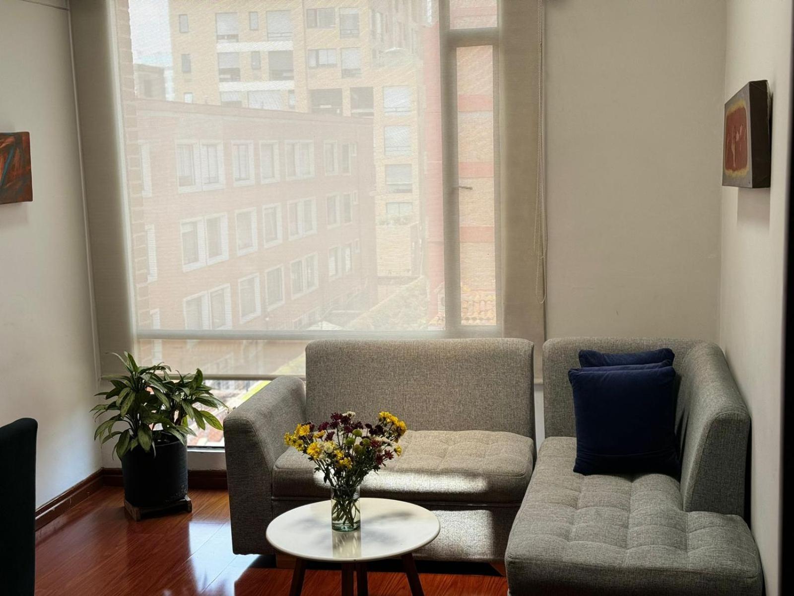 Apartment Cs Modern 1brs 512 *