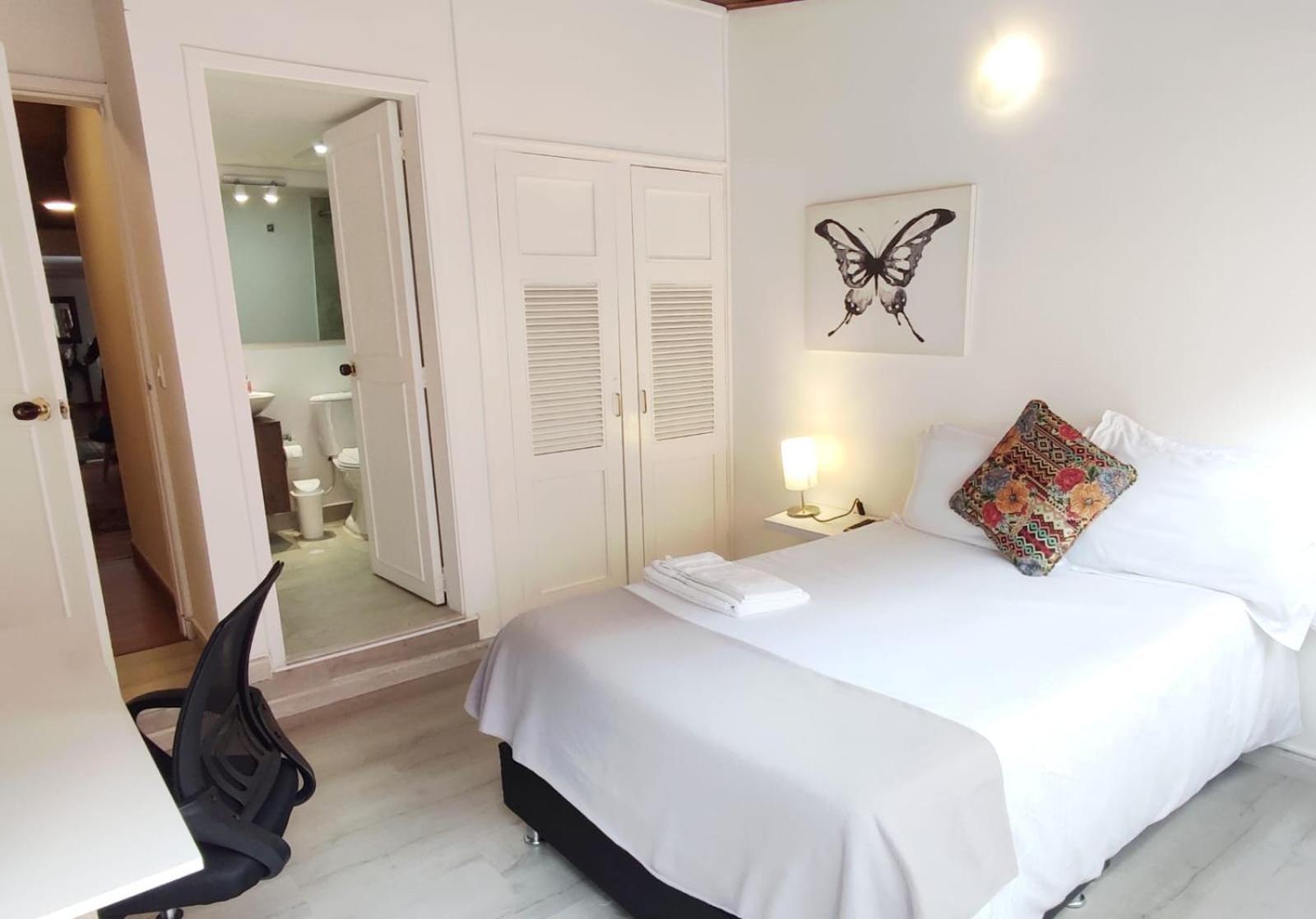 2 Bano Y Balcon Privado Unicentro * Bogota