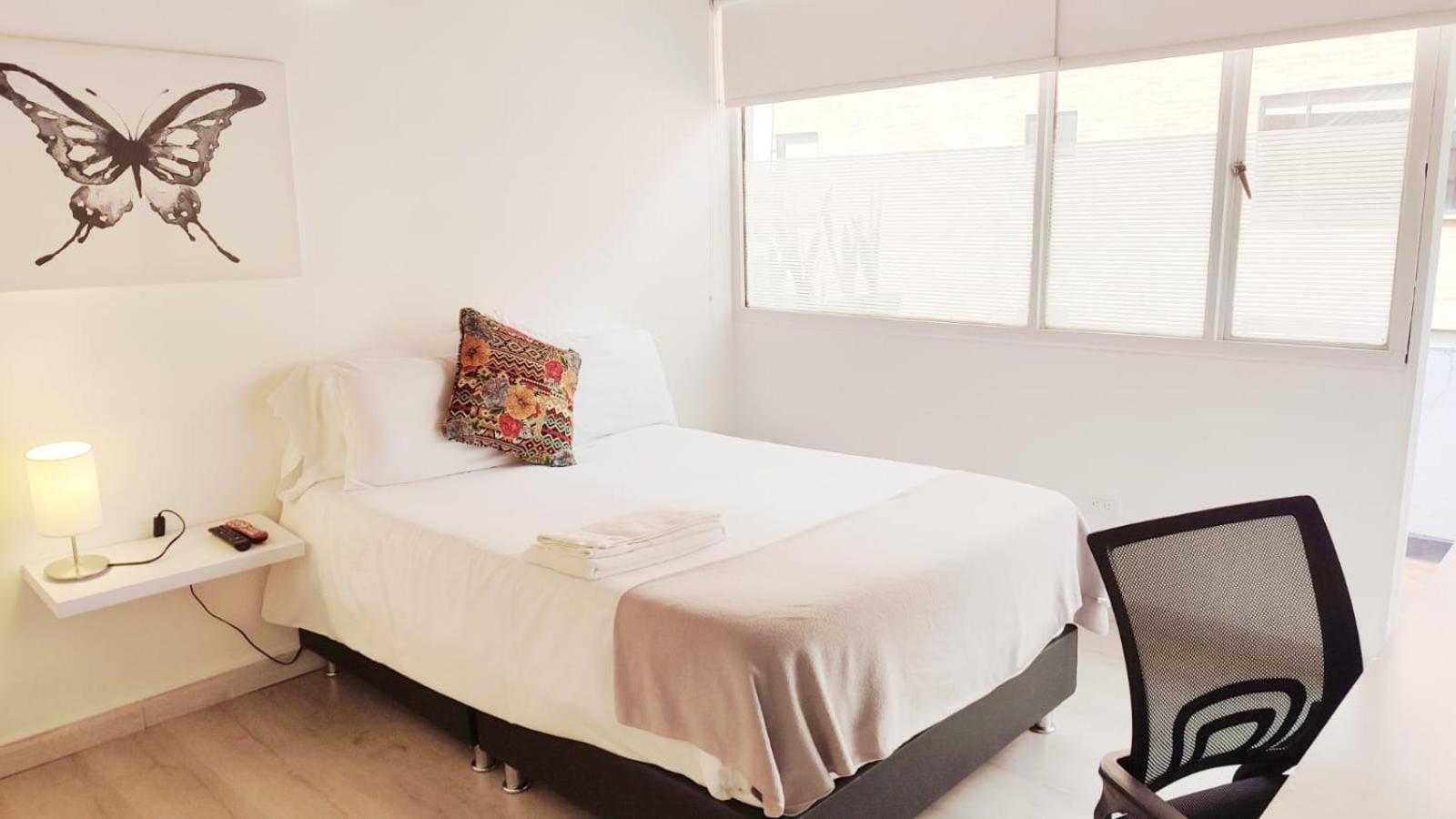 2 Bano Y Balcon Privado Unicentro Bogota
