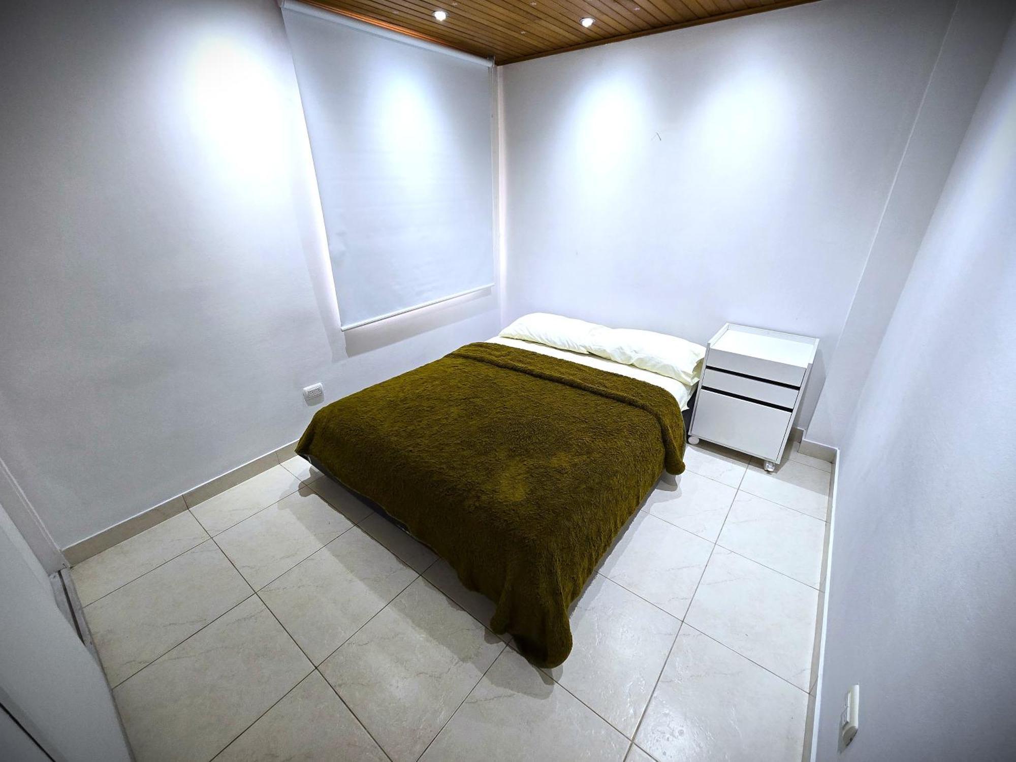 Spacious, Elegant, And Minimalist For Up To 5 People * Bogota