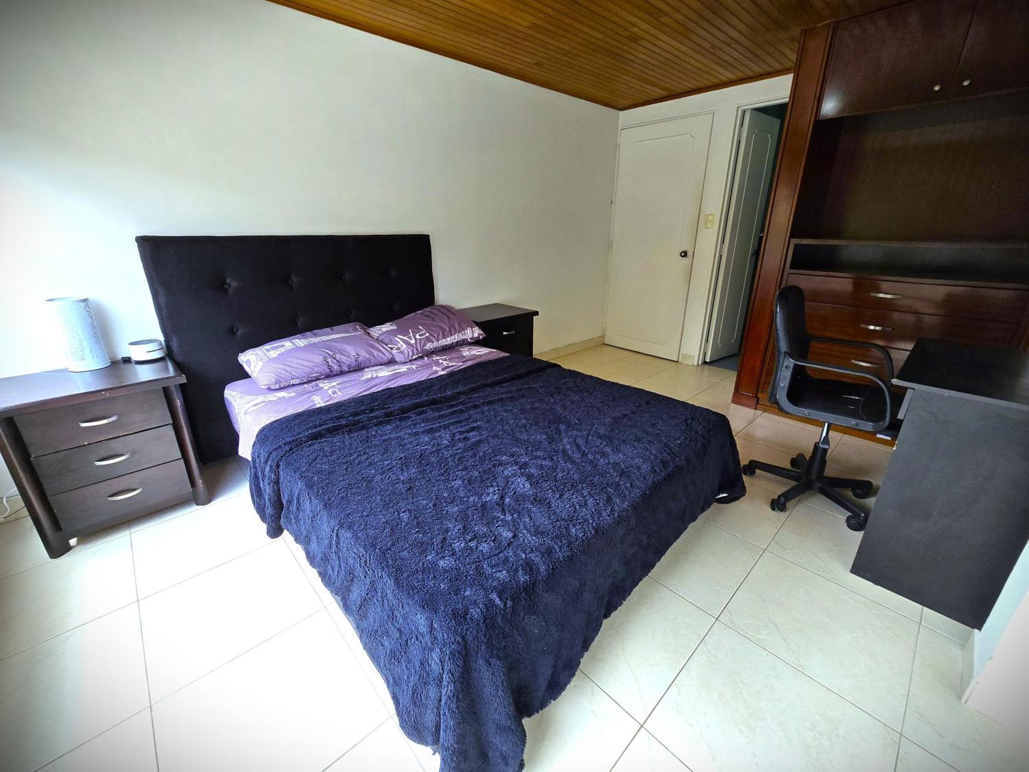 Apartment Spacious, Elegant, And Minimalist For Up To 5 People Bogota