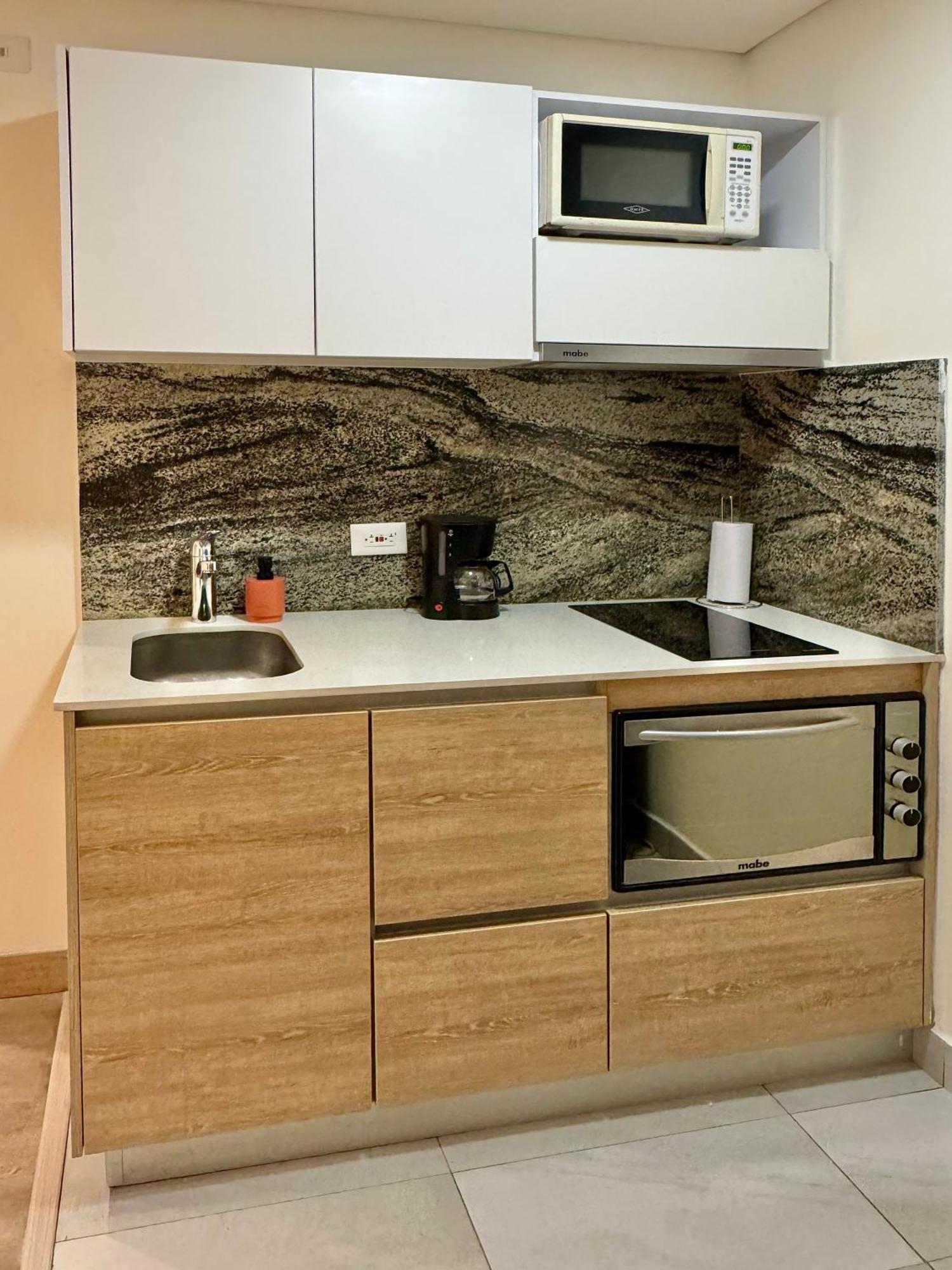 Apartamento Vitra Vista A La Ciudad Iluminacion Comodidad Bogotá
