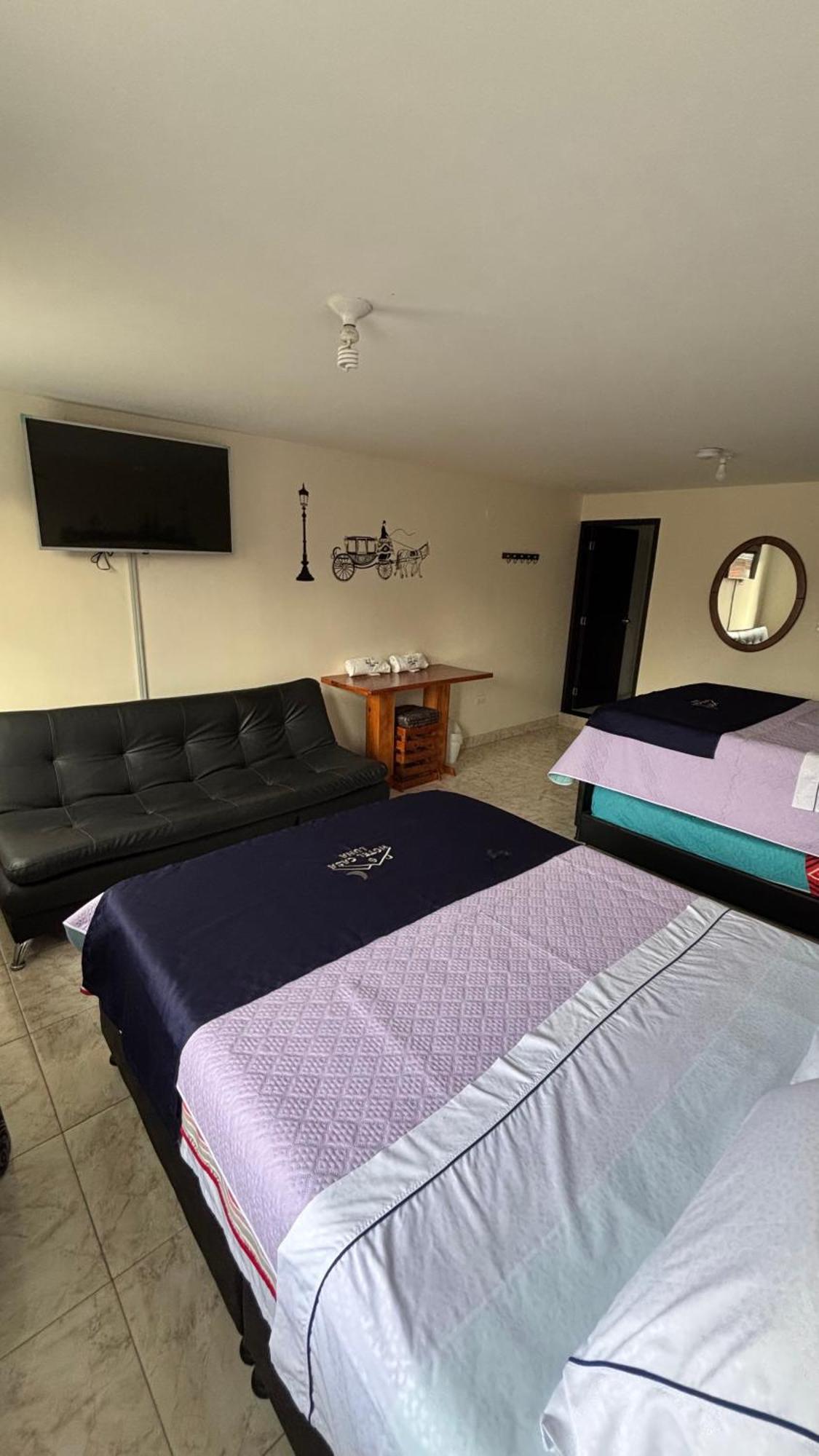 Guest house Casa Luna Bogota