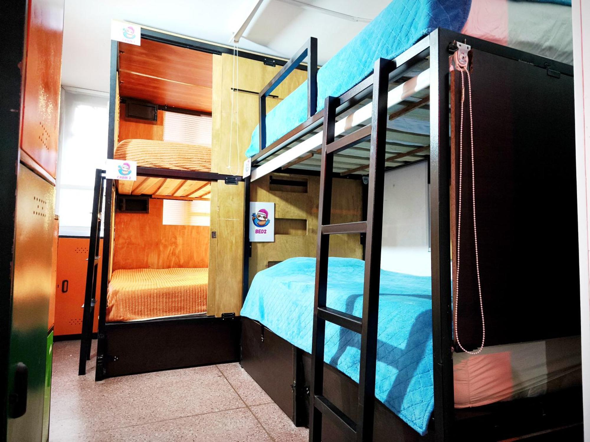 Kuyay Yachi Guest house *