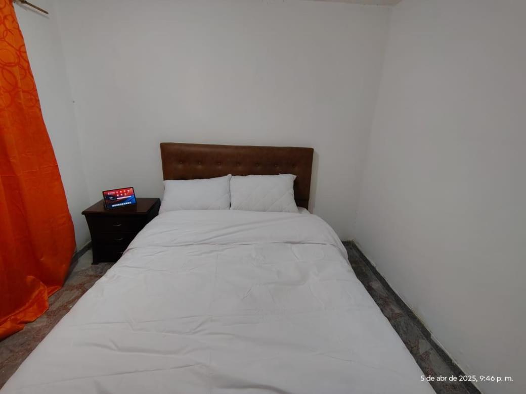 Viajeros Cerca Del Aeropuerto Homestay Bogota