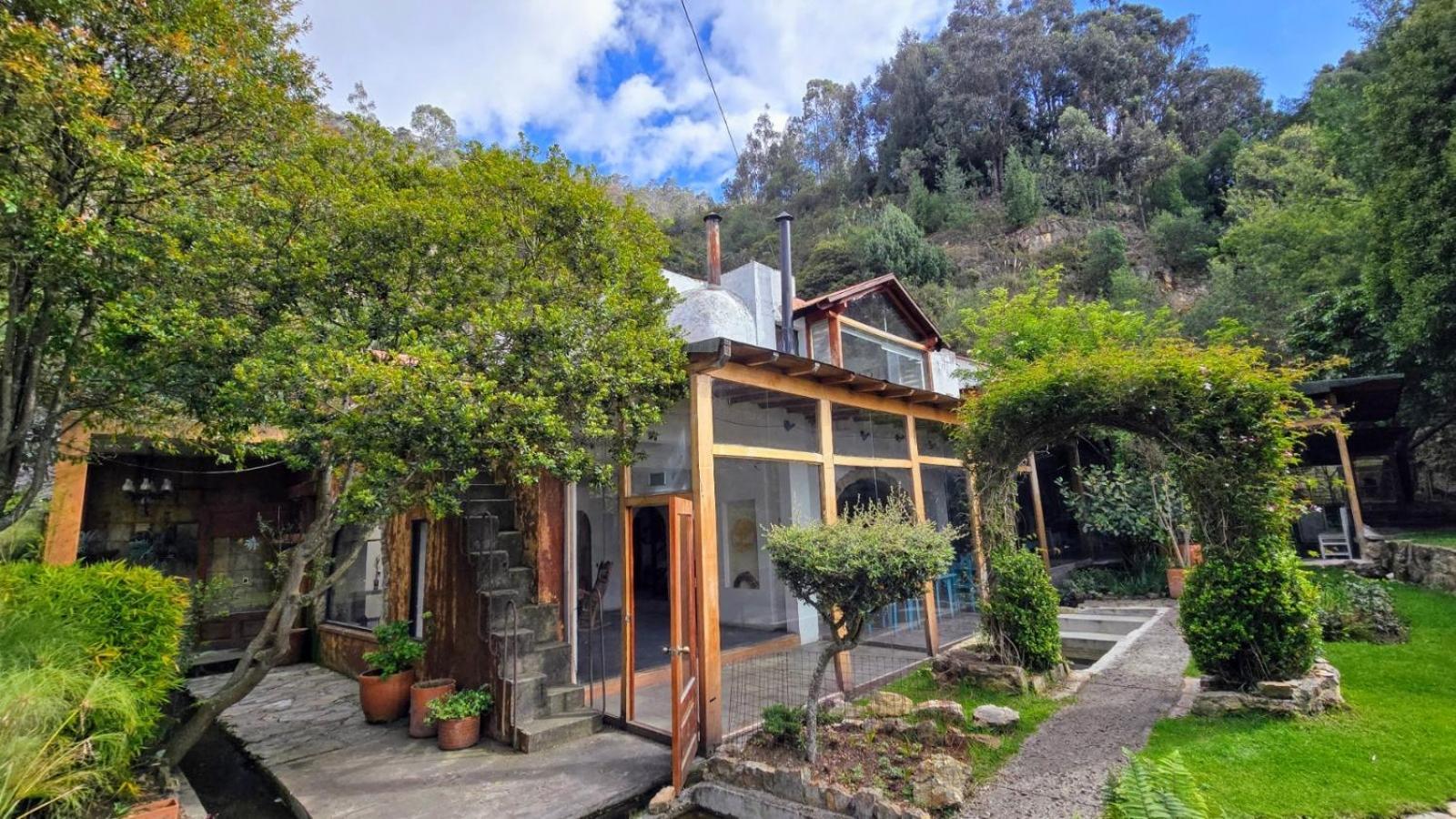 Monteluna Country house Bogota