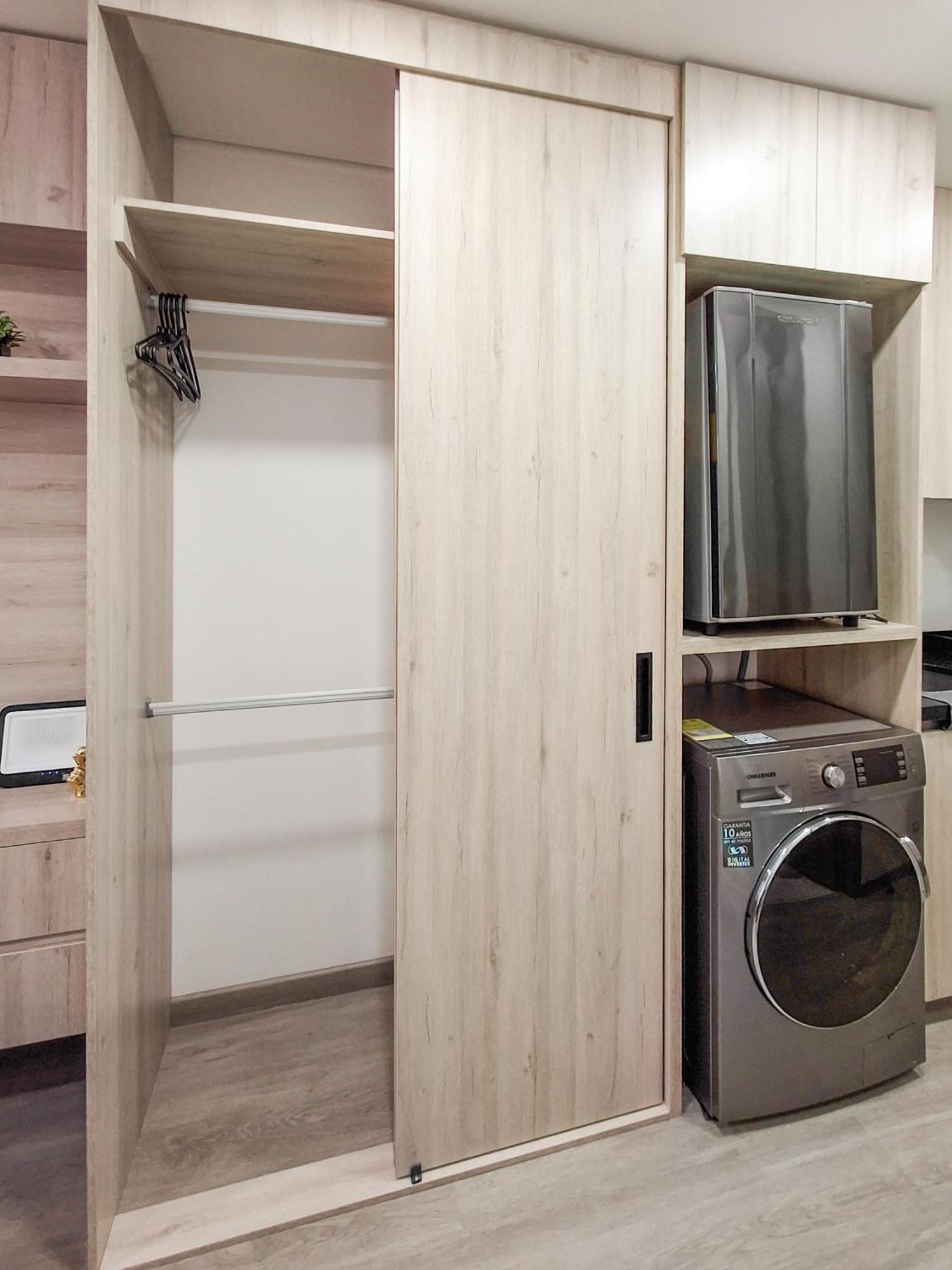 En - Wifi 600mb - La Castellana Apartment