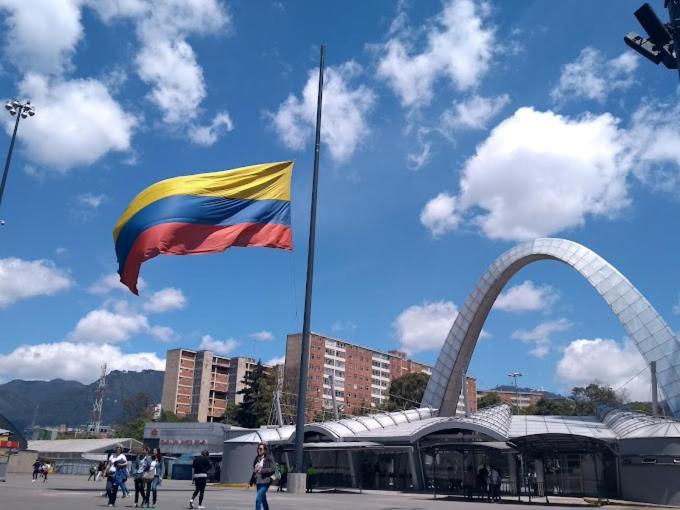 La Quinta Rent Short & Service * Bogota